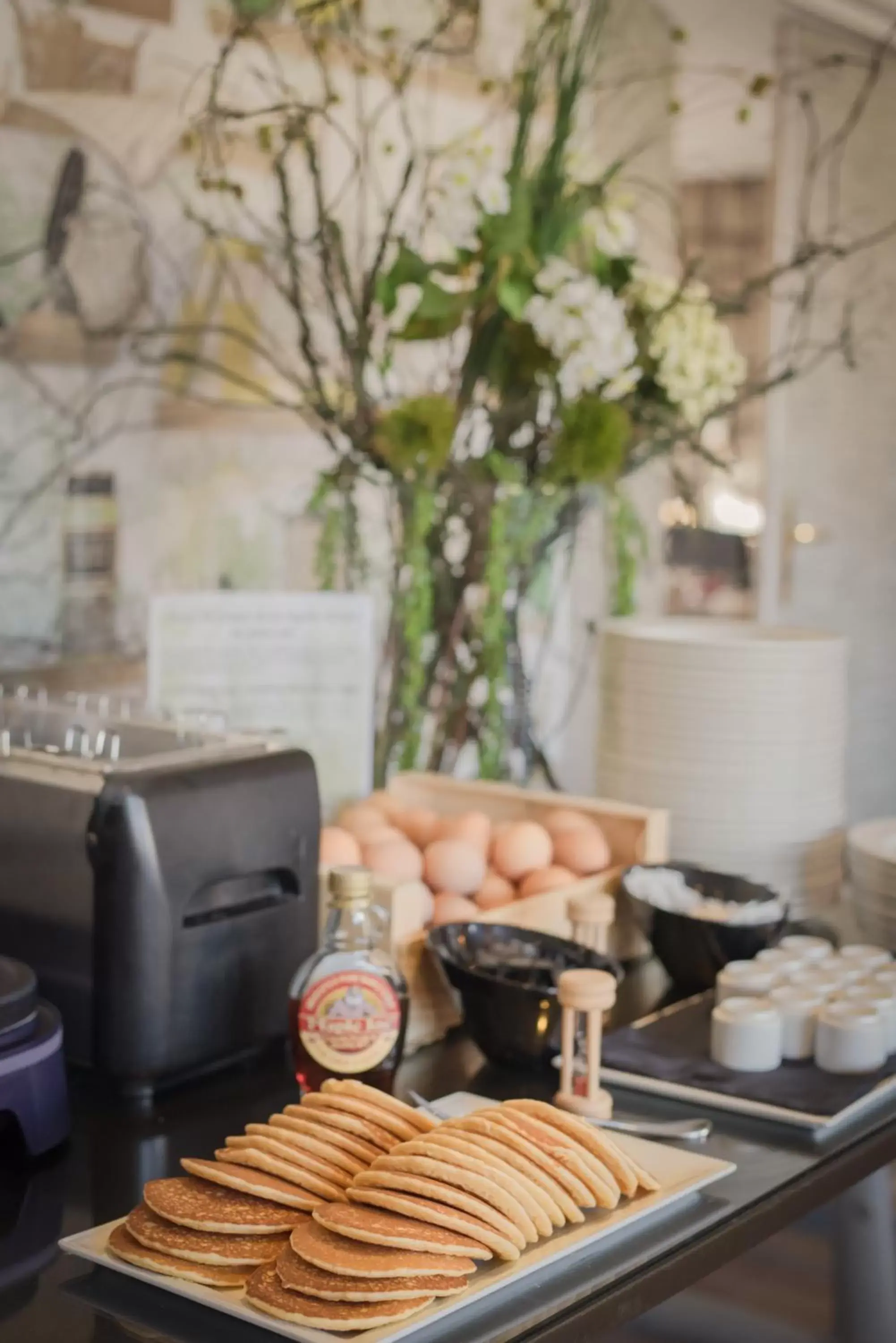 Continental breakfast in Best Western Hôtel Hermitage