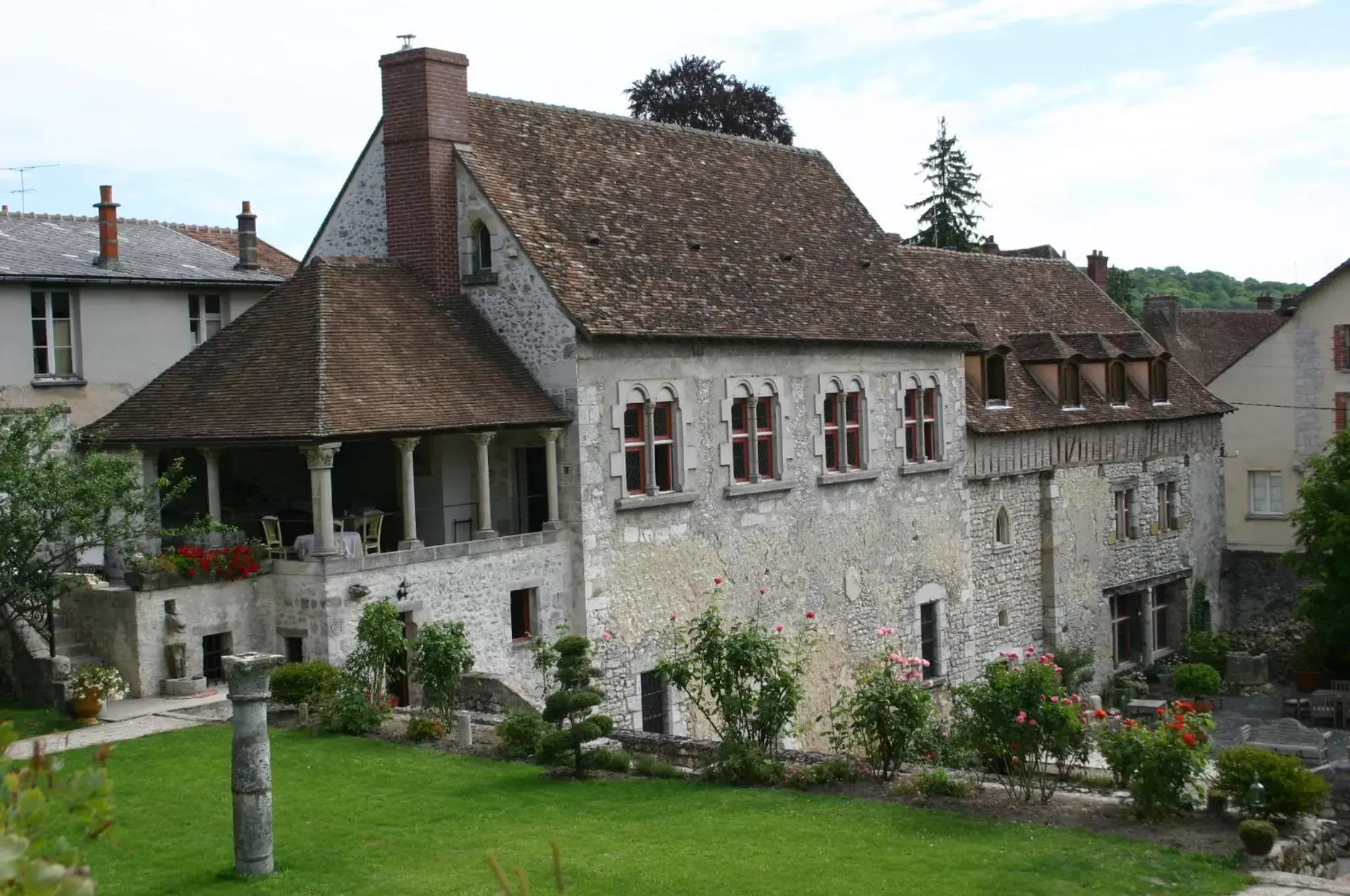 Property Building in Demeure des Vieux Bains