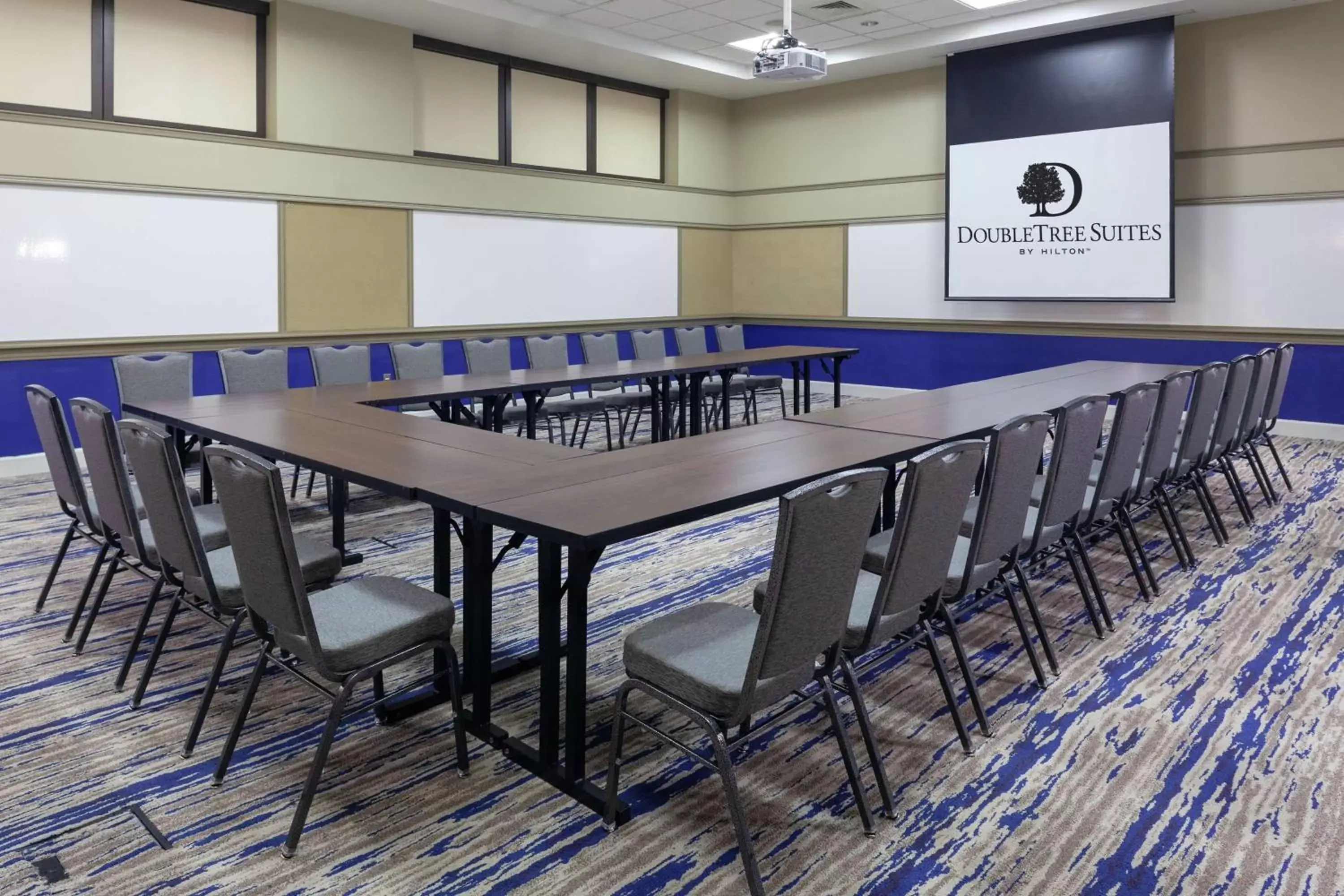 Meeting/conference room in DoubleTree by Hilton Palm Beach Gardens