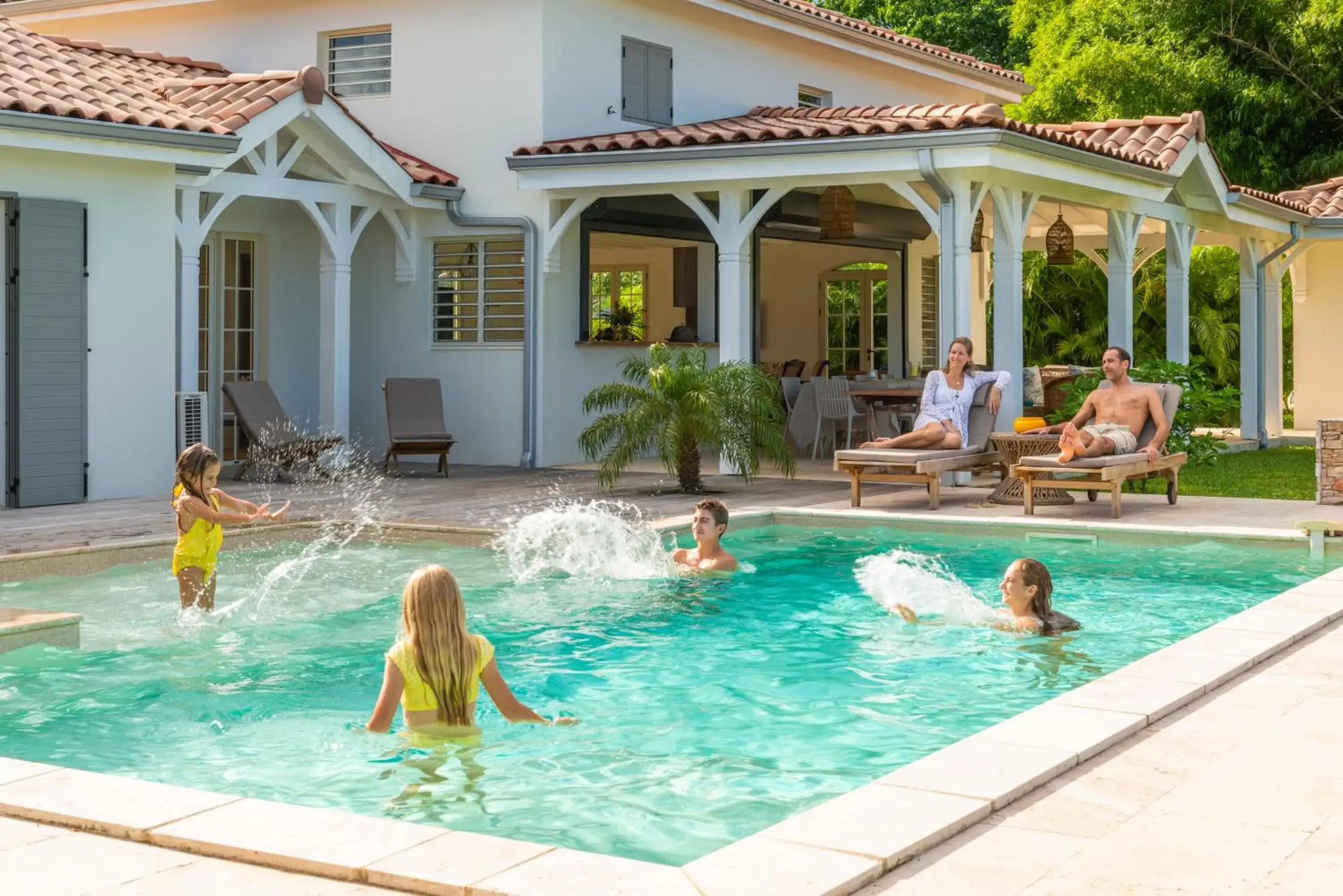 Patio, Swimming Pool in Habitation Saint Charles - Hôtel de Charme & Spa