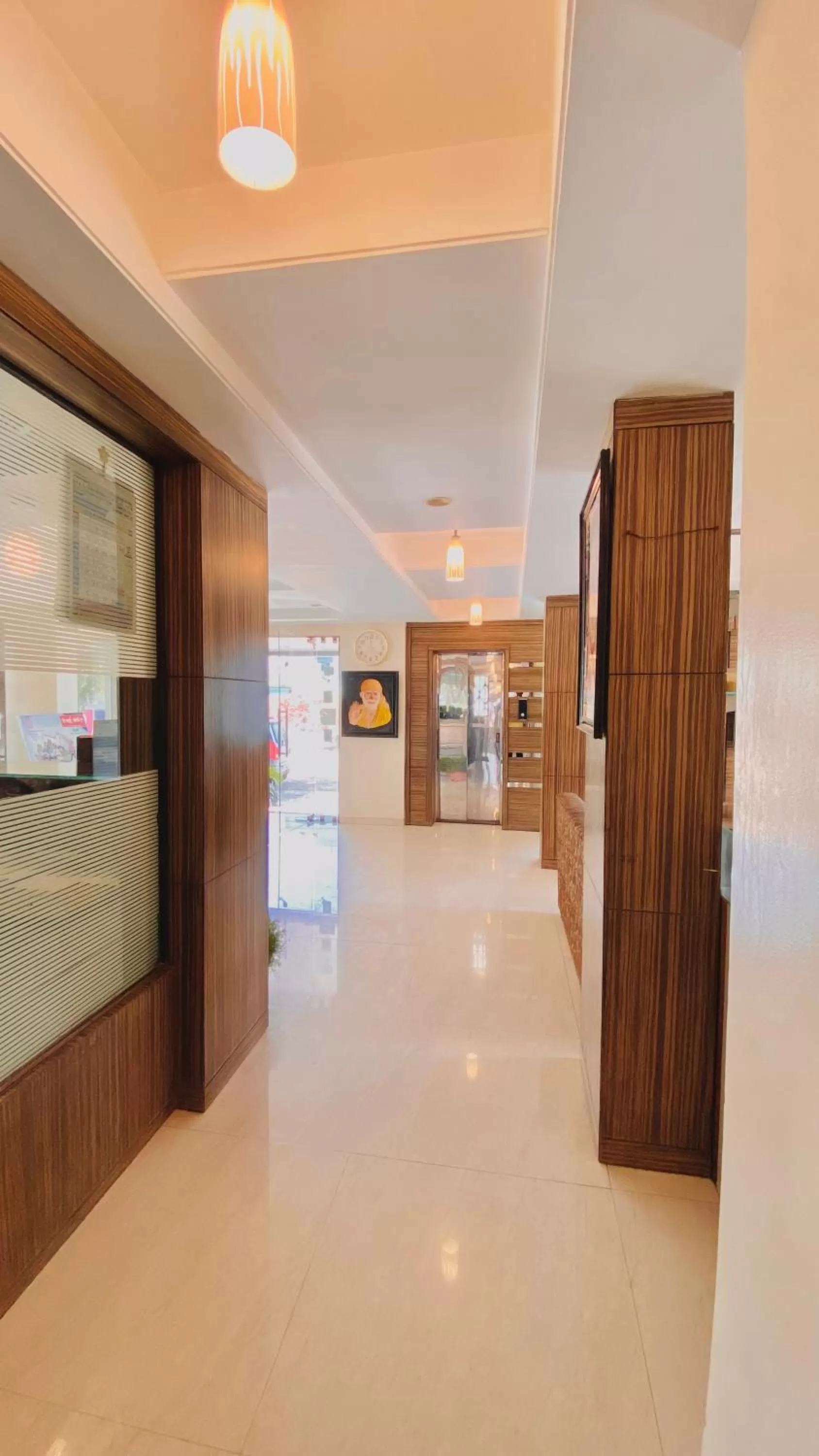 Lobby or reception in Hotel Sai Gurusthan