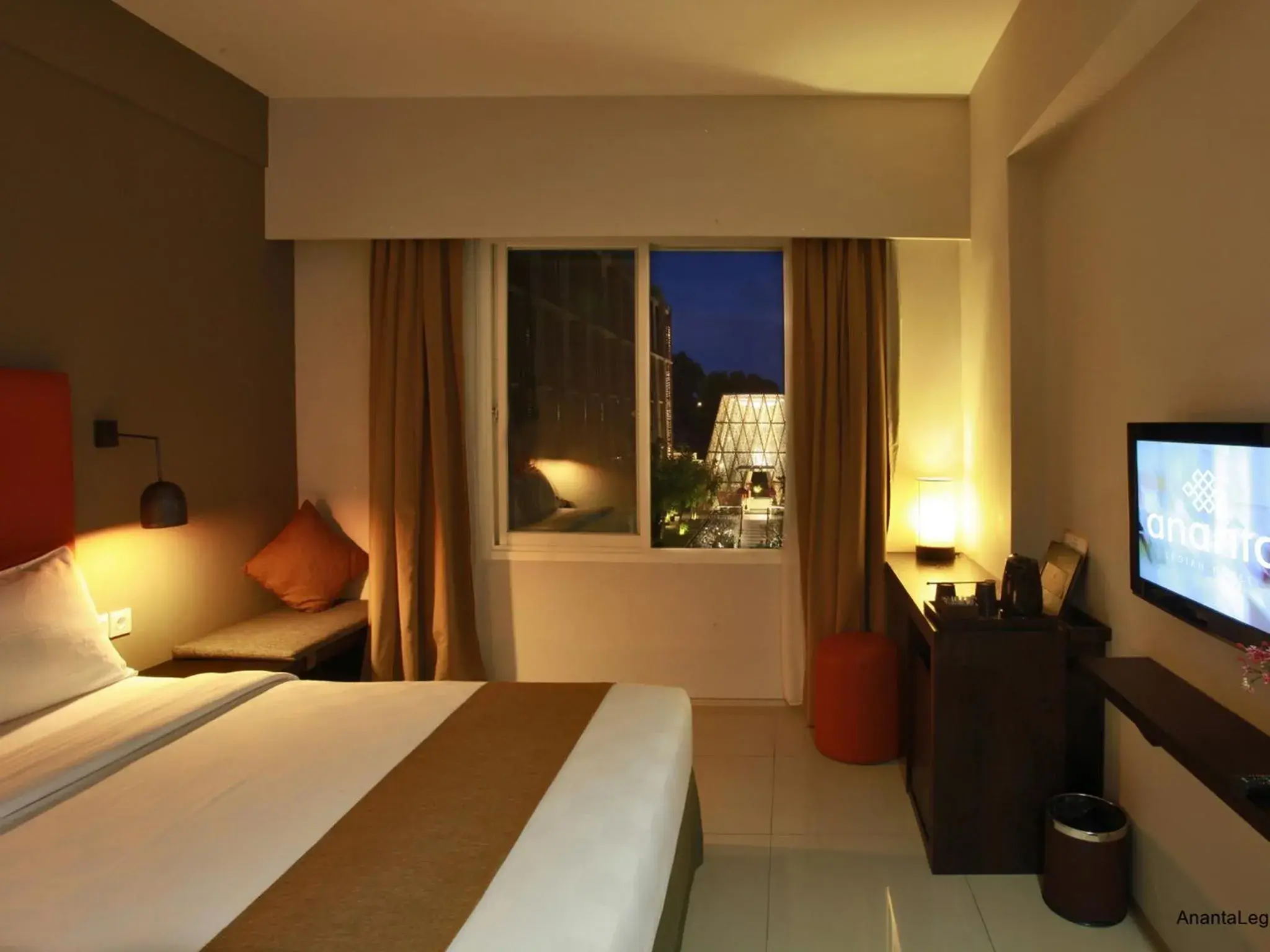 Bed in Ananta Legian Hotel