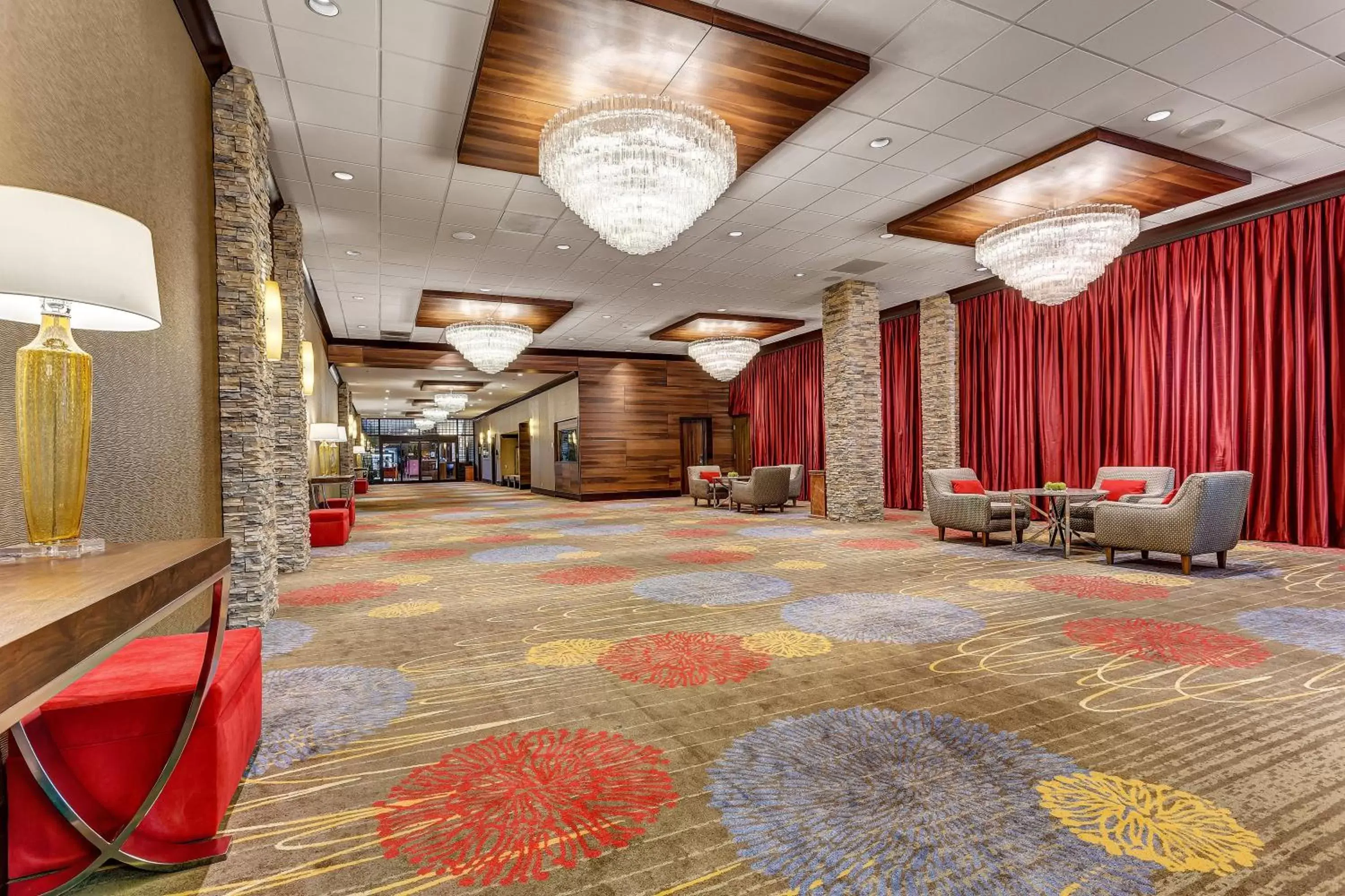 Meeting/conference room, Lobby/Reception in Crowne Plaza Hotel Foster City-San Mateo, an IHG Hotel