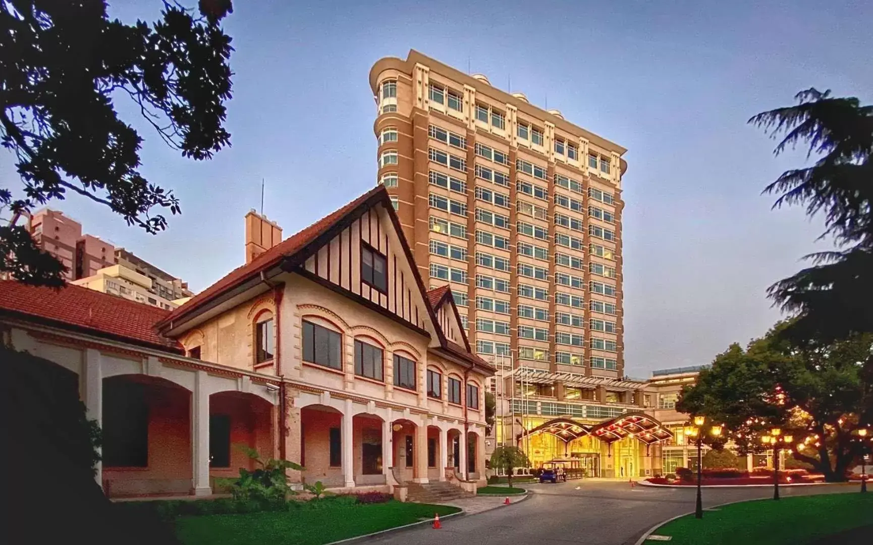 Property building in Radisson Collection Hotel, Xing Guo Shanghai Property building in Radisson Collection Hotel, Xing Guo Shanghai