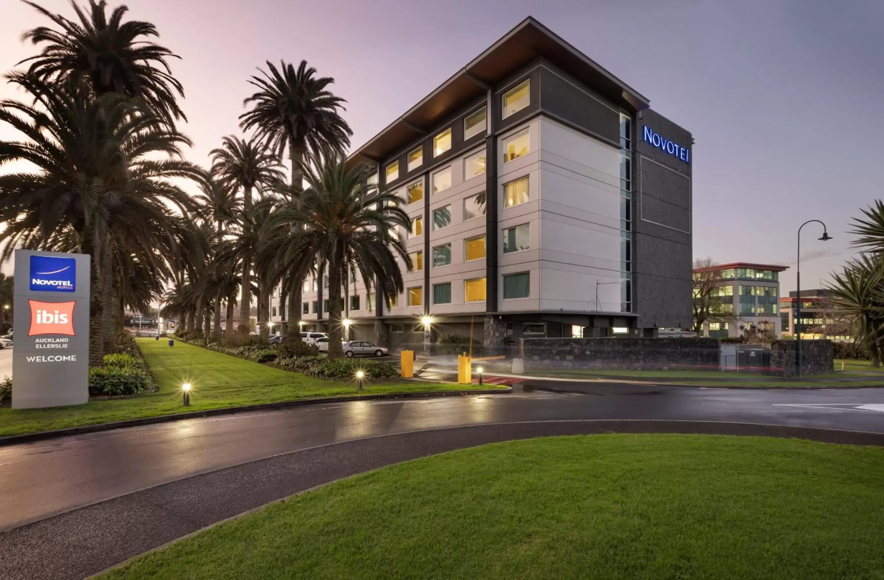 Property Building in Novotel Auckland Ellerslie