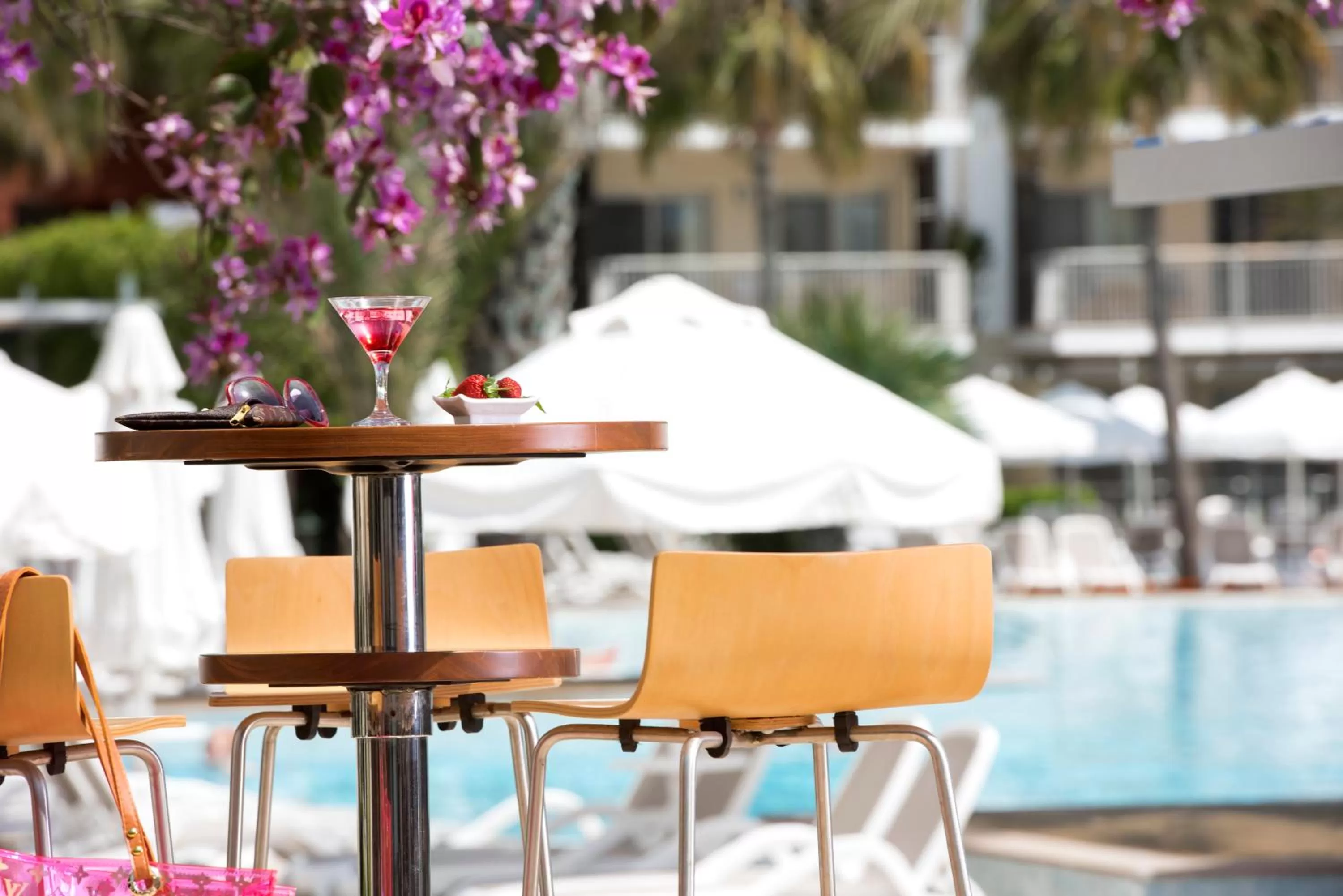 Alcoholic drinks in Barut B Suites