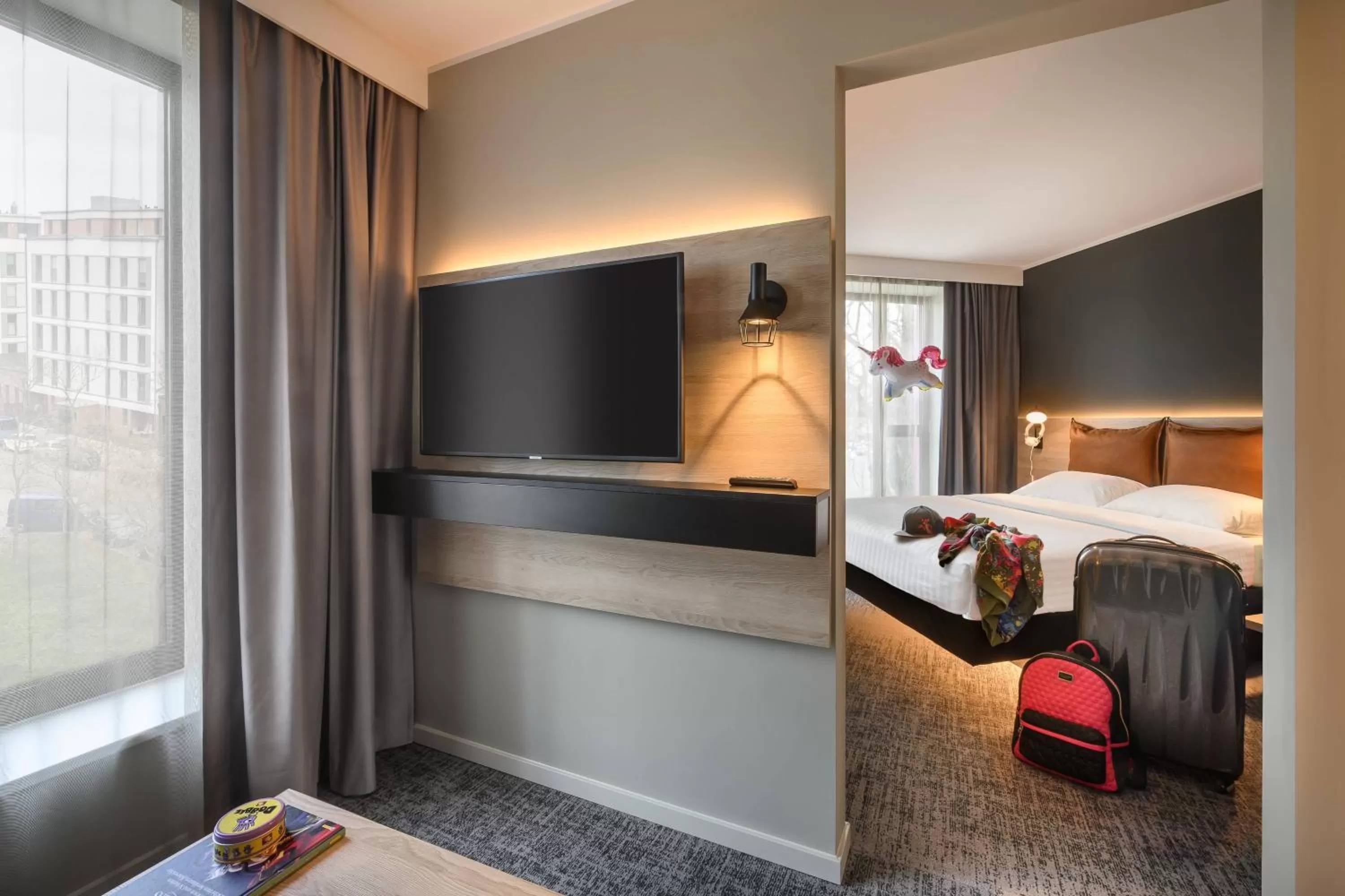 Photo of the whole room, Bed in Moxy Dresden Neustadt