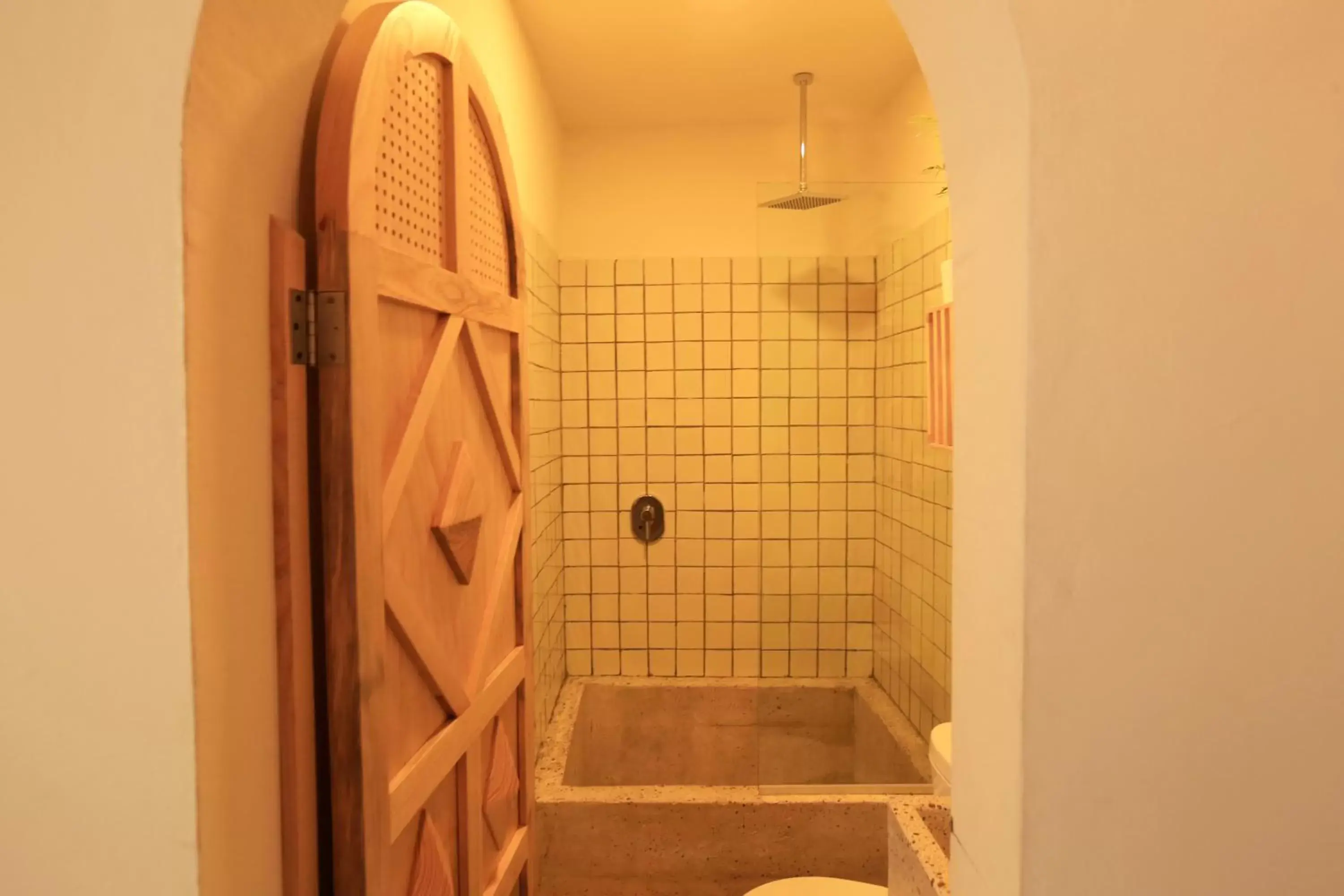 Bathroom in Casa Morelos by Barrio Mexico