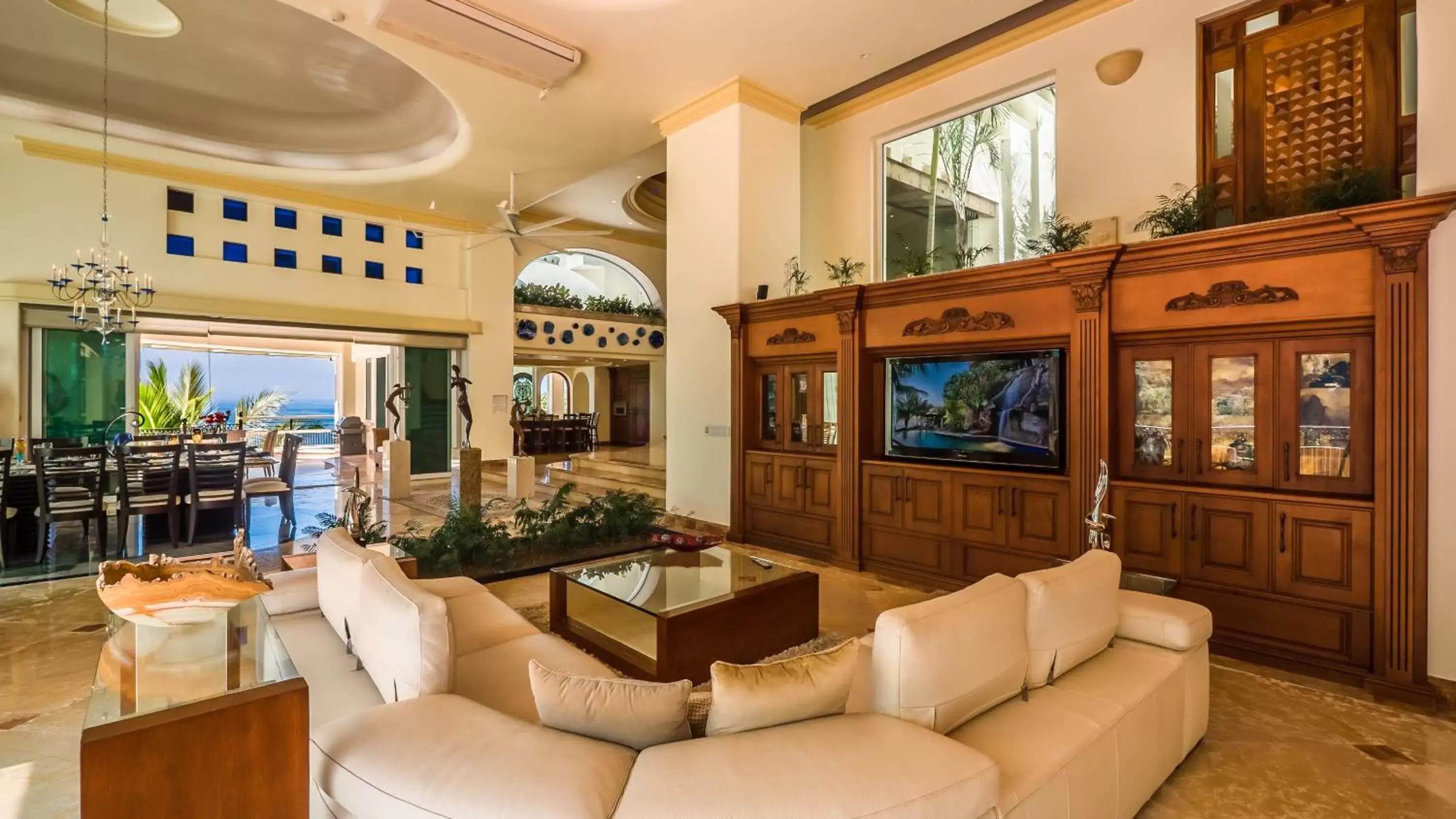 Living room, Lounge/Bar in South Shore Villa Armonia Luxury Boutique