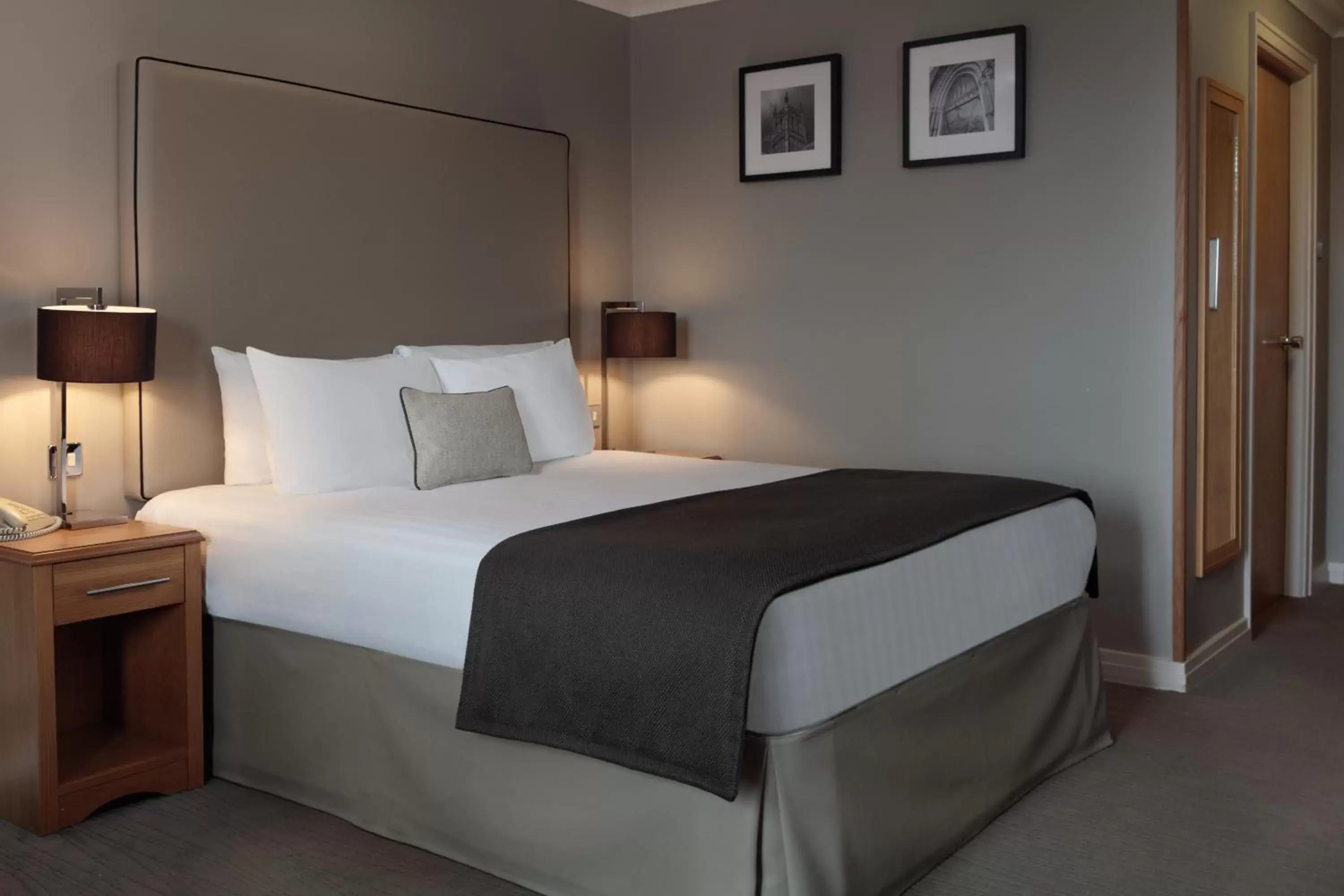 Bedroom, Bed in The Worcester Whitehouse Hotel Bedroom, Bed in The Worcester Whitehouse Hotel