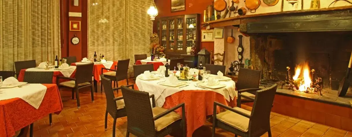 Restaurant/Places to Eat in Piccolo Hotel