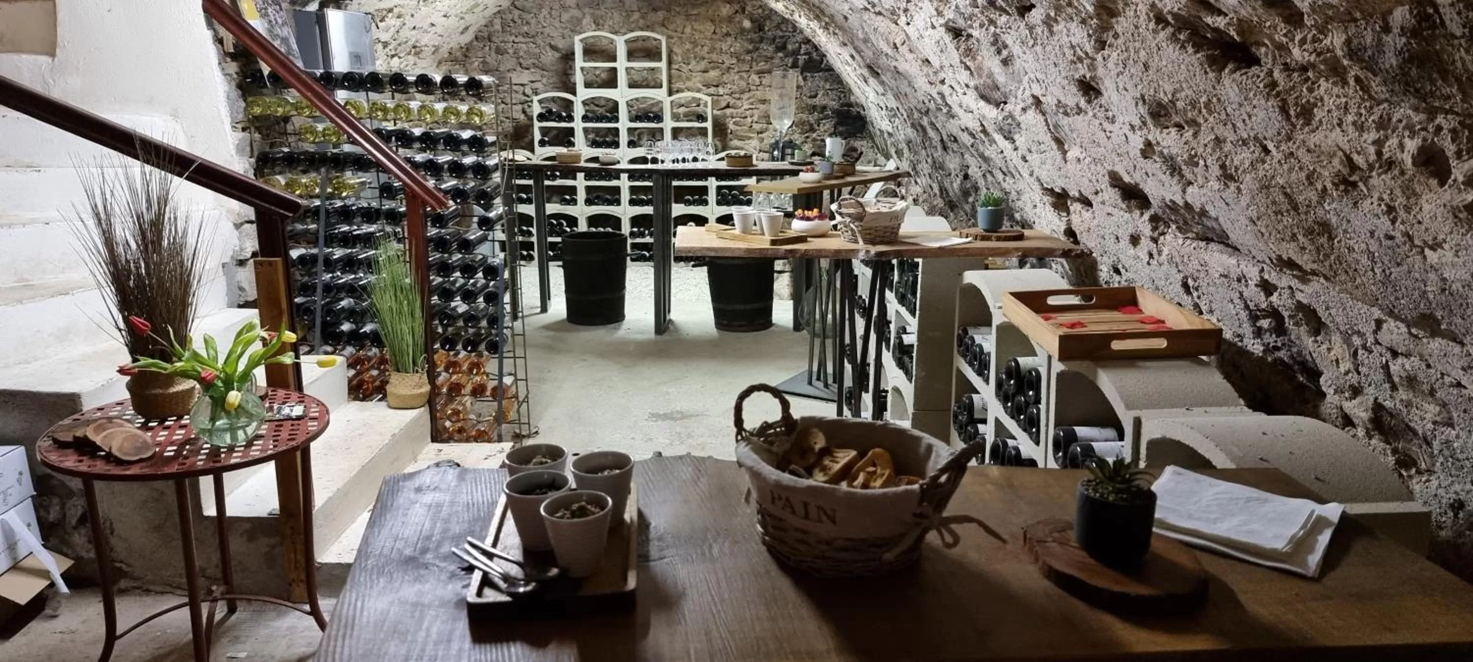 Restaurant/Places to Eat in Le Belvédère - Chambres d'hôtes de charme et Restaurant