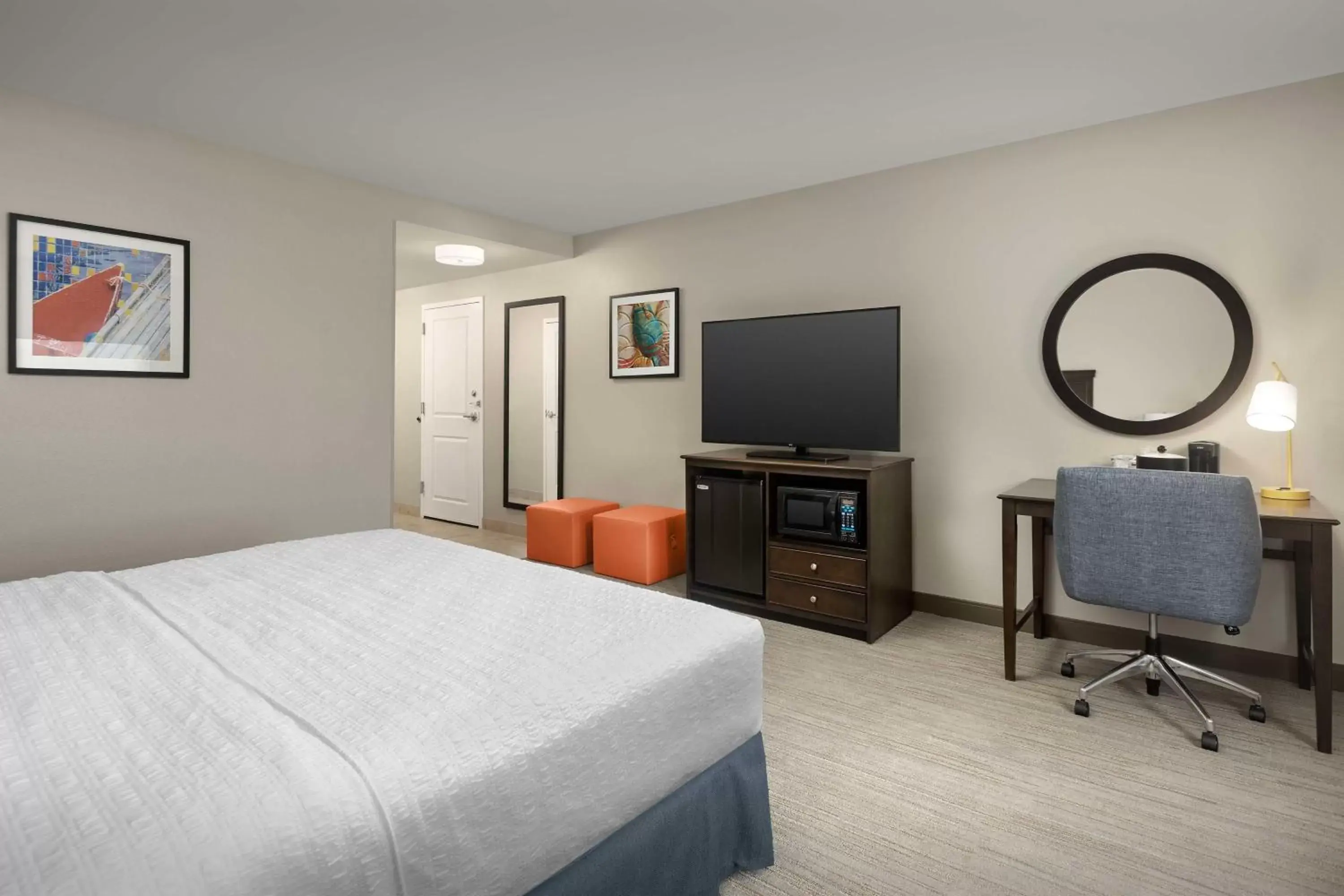 Bedroom, Bed in Hampton Inn Augusta Bedroom, Bed in Hampton Inn Augusta