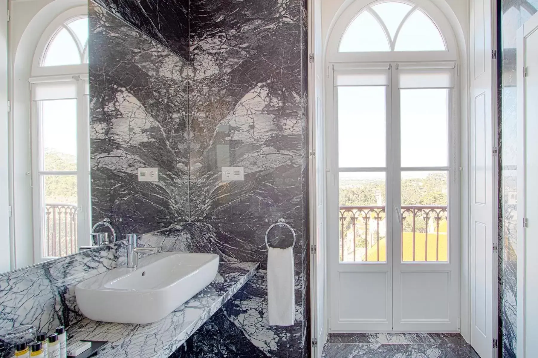 Deluxe Double Room in Villa Bela Vista Deluxe Double Room in Villa Bela Vista