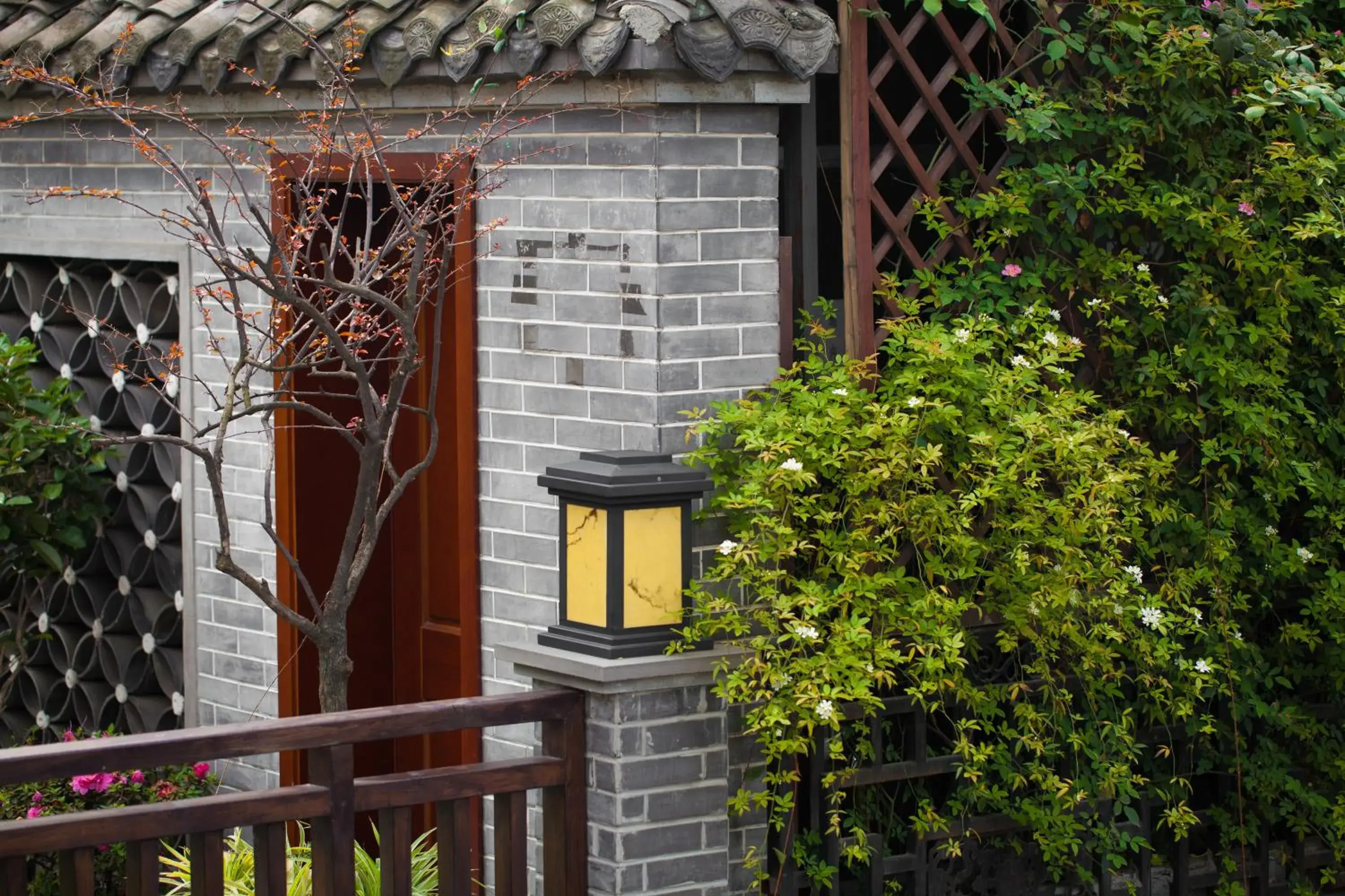 Garden, Patio/Outdoor Area in Buddhazen Hotel