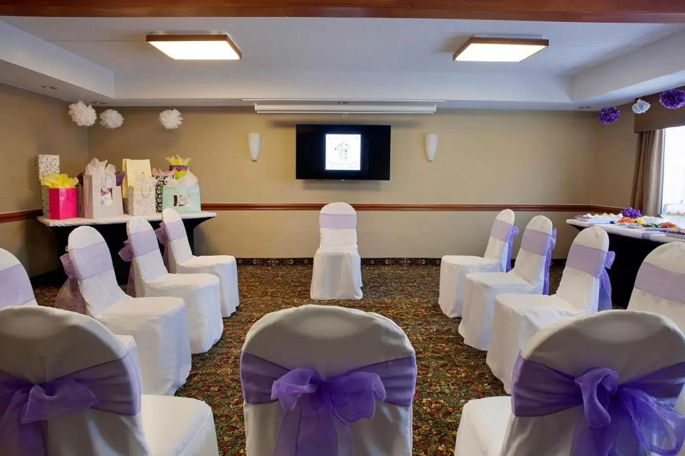 Meeting/conference room, Banquet Facilities in Allure Hotel & Suites - London Downtown