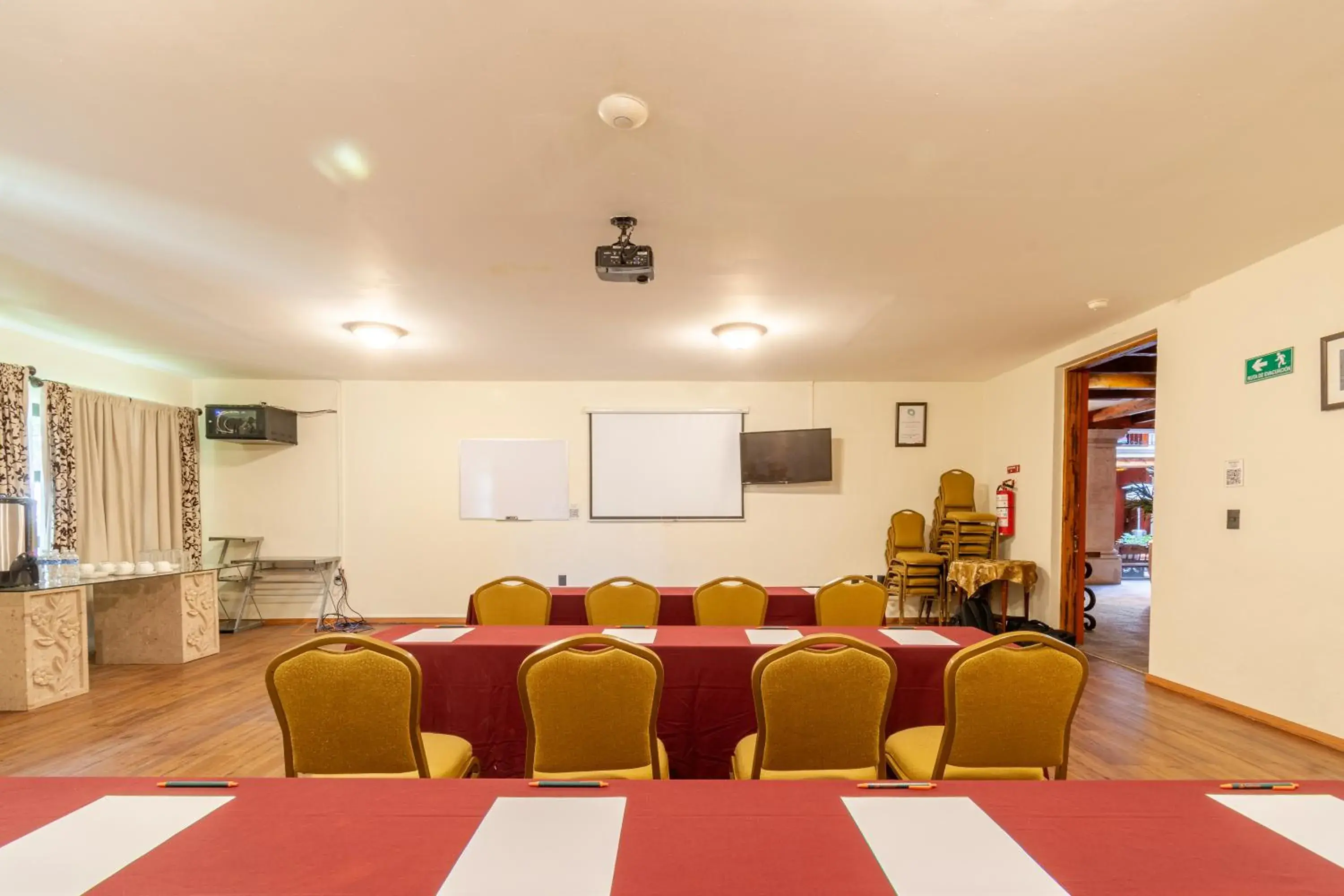Meeting/conference room in Hotel Casa Primavera Boutique & Spa