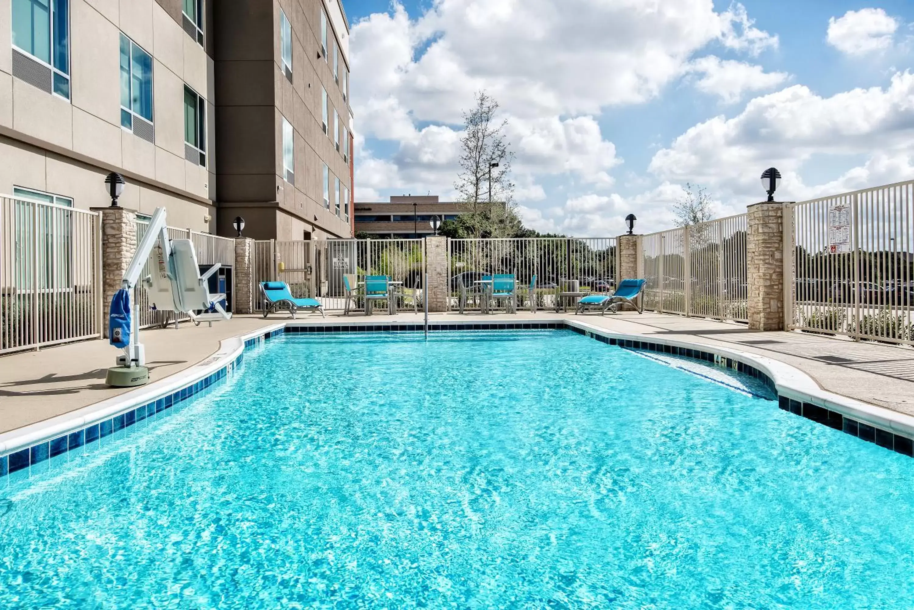 Swimming Pool in Holiday Inn Express & Suites Round Rock Austin North, an IHG Hotel