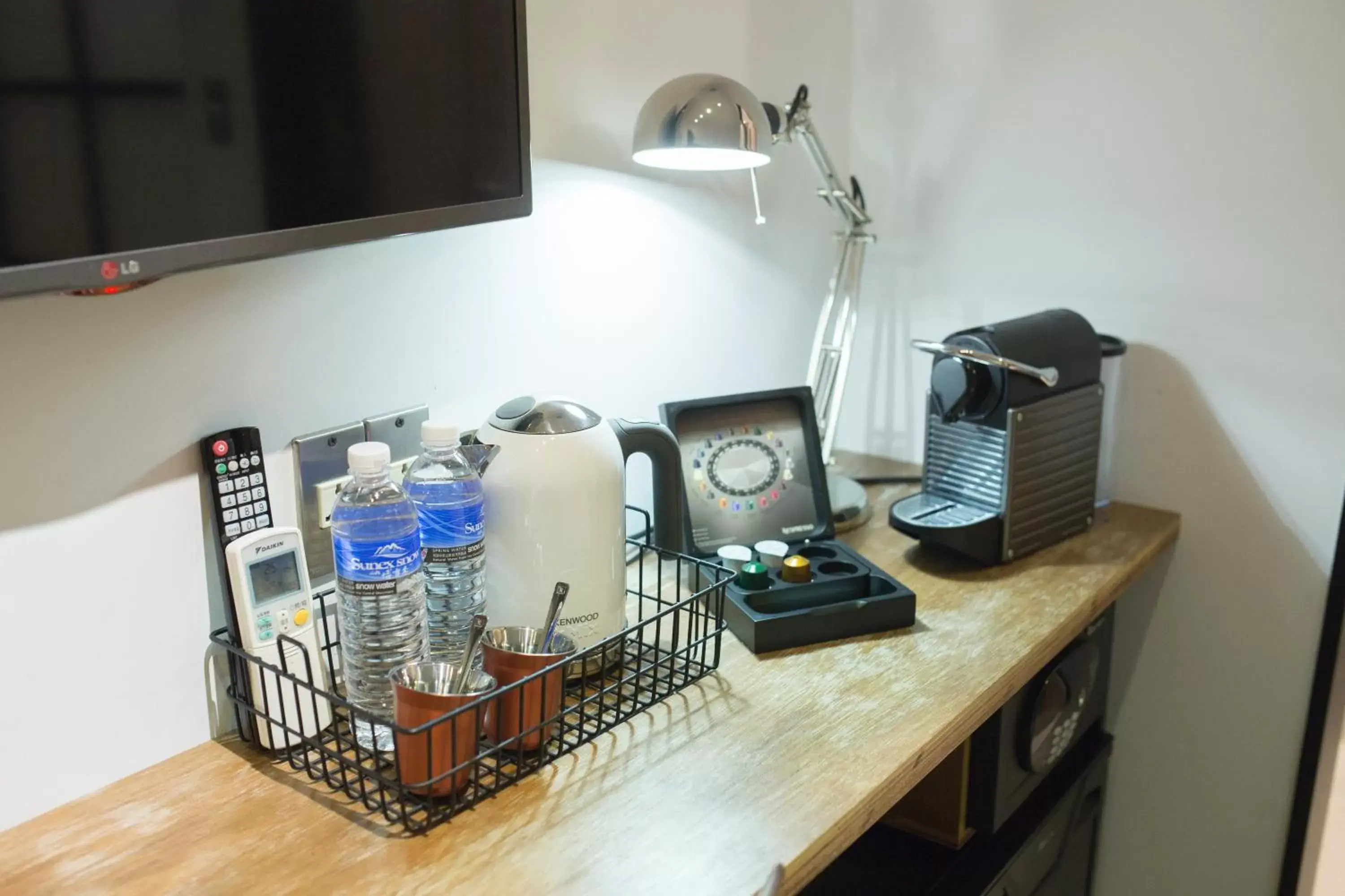 Coffee/tea facilities, TV/Entertainment Center in Art'otel Ximending Taipei