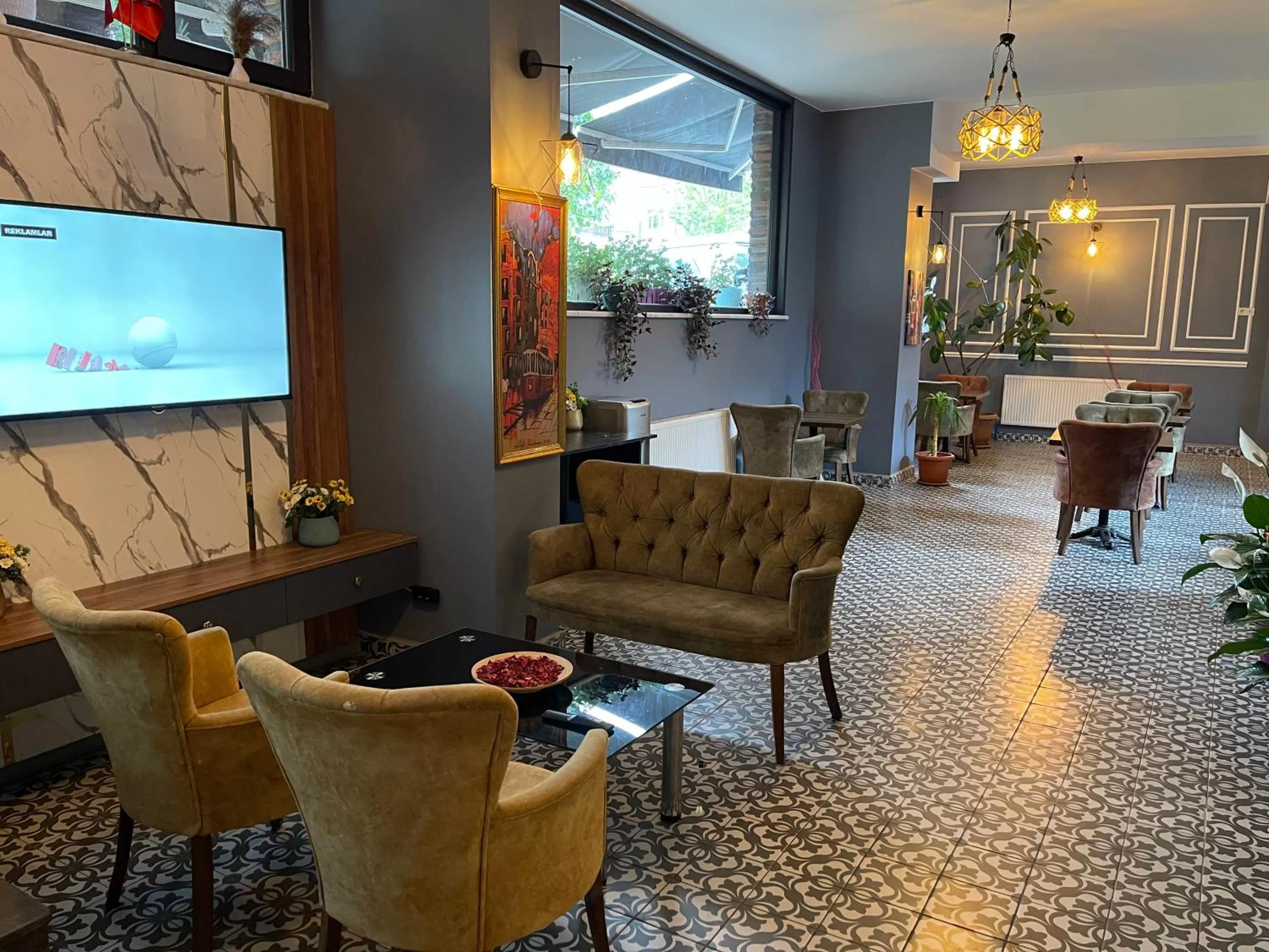 Lobby or reception in New Taksim Hotel