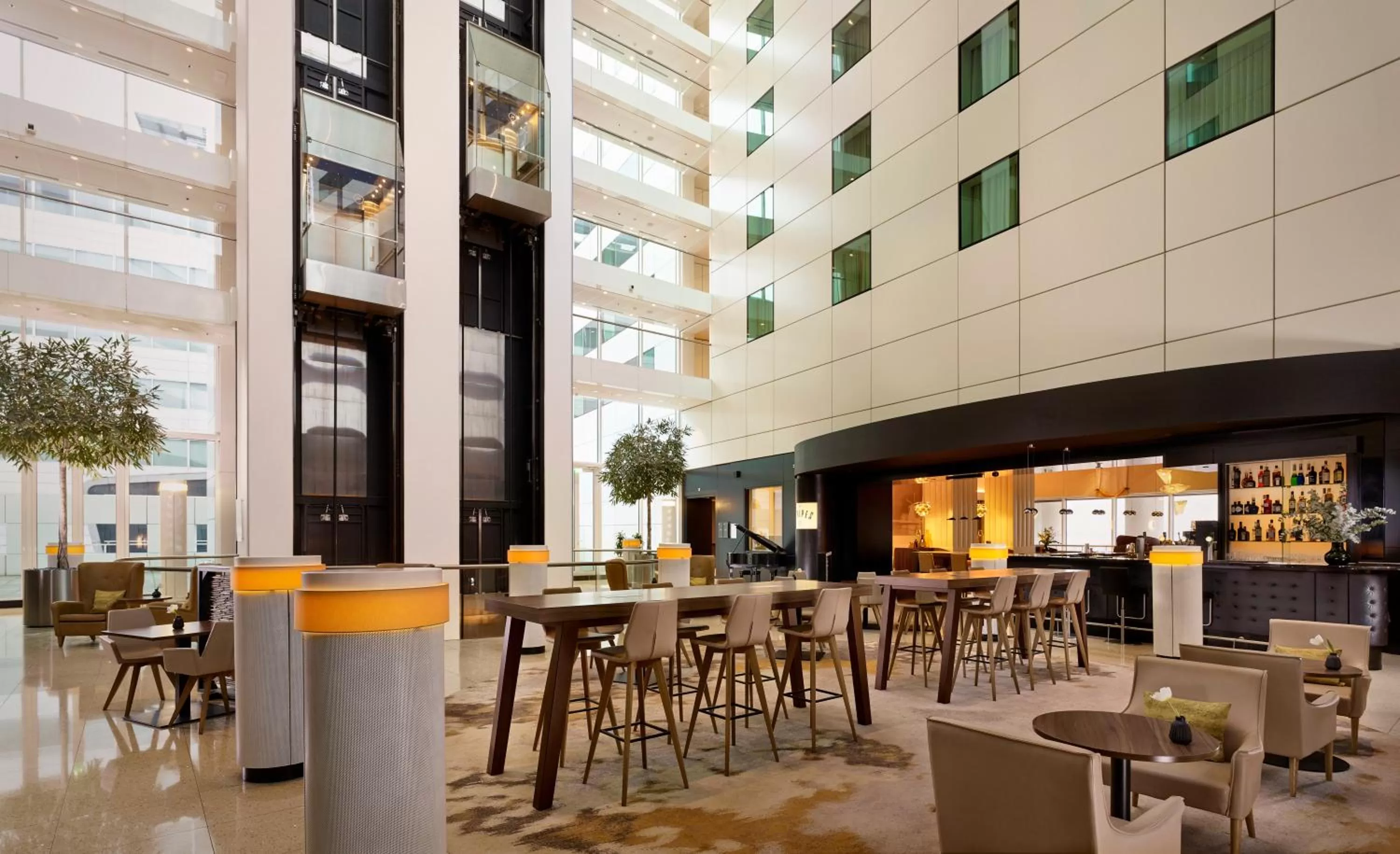 Restaurant/places to eat in Sheraton Amsterdam Airport Hotel and Conference Center