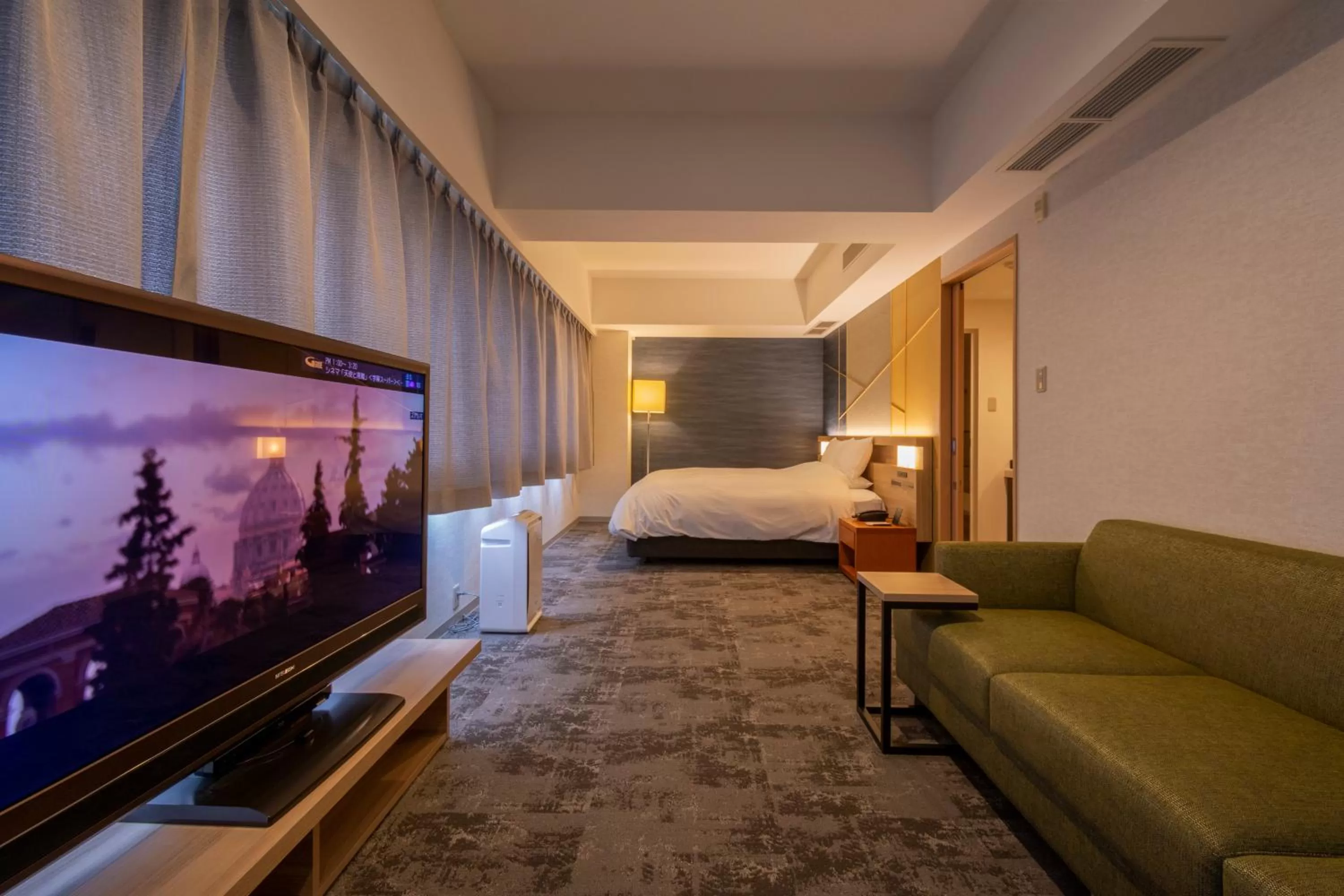 TV and multimedia, Bed in Hotel Kanazawa