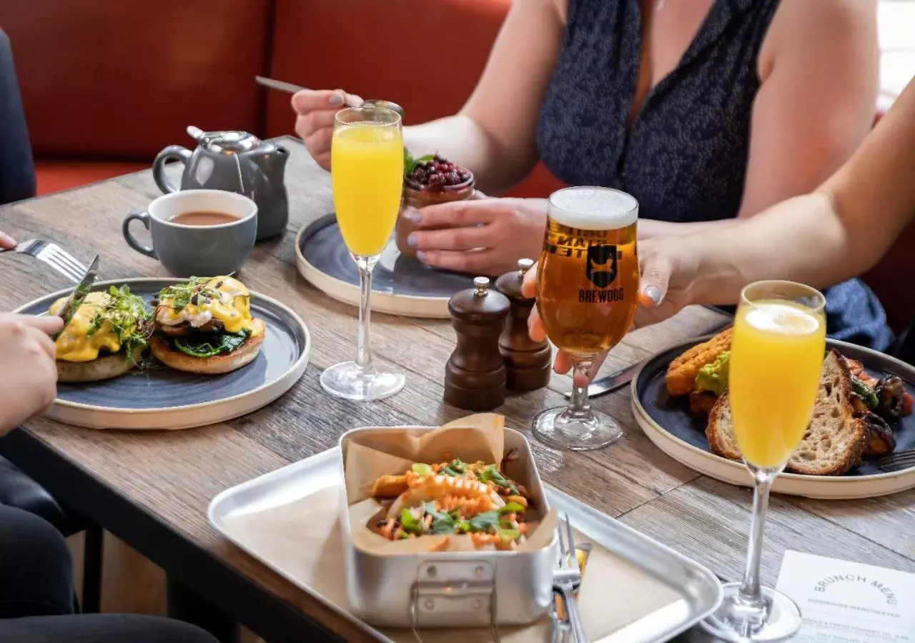 Restaurant/places to eat, Breakfast in BrewDog DogHouse Manchester