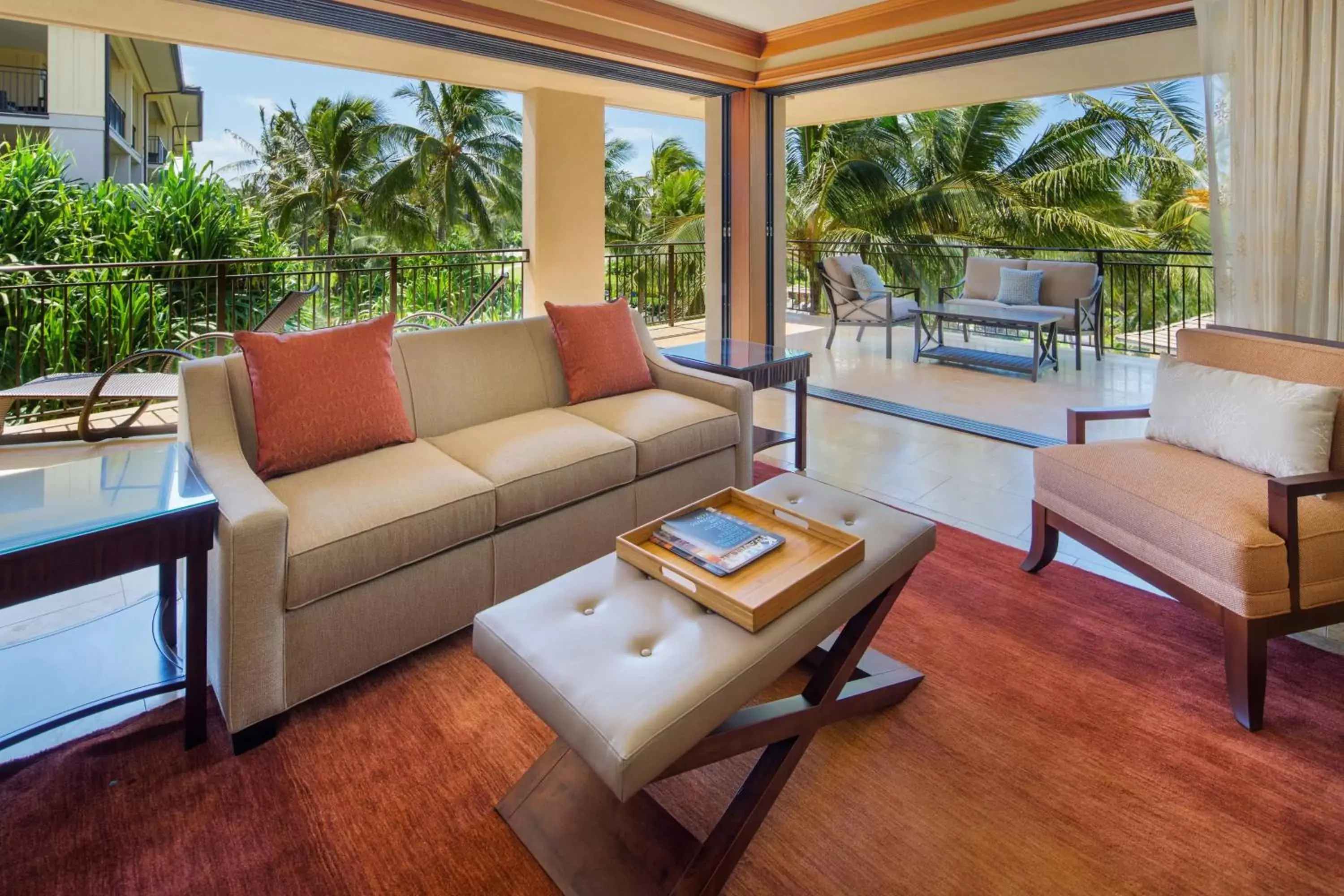 Bedroom, Seating Area in Koloa Landing Resort at Po'ipu, Autograph Collection
