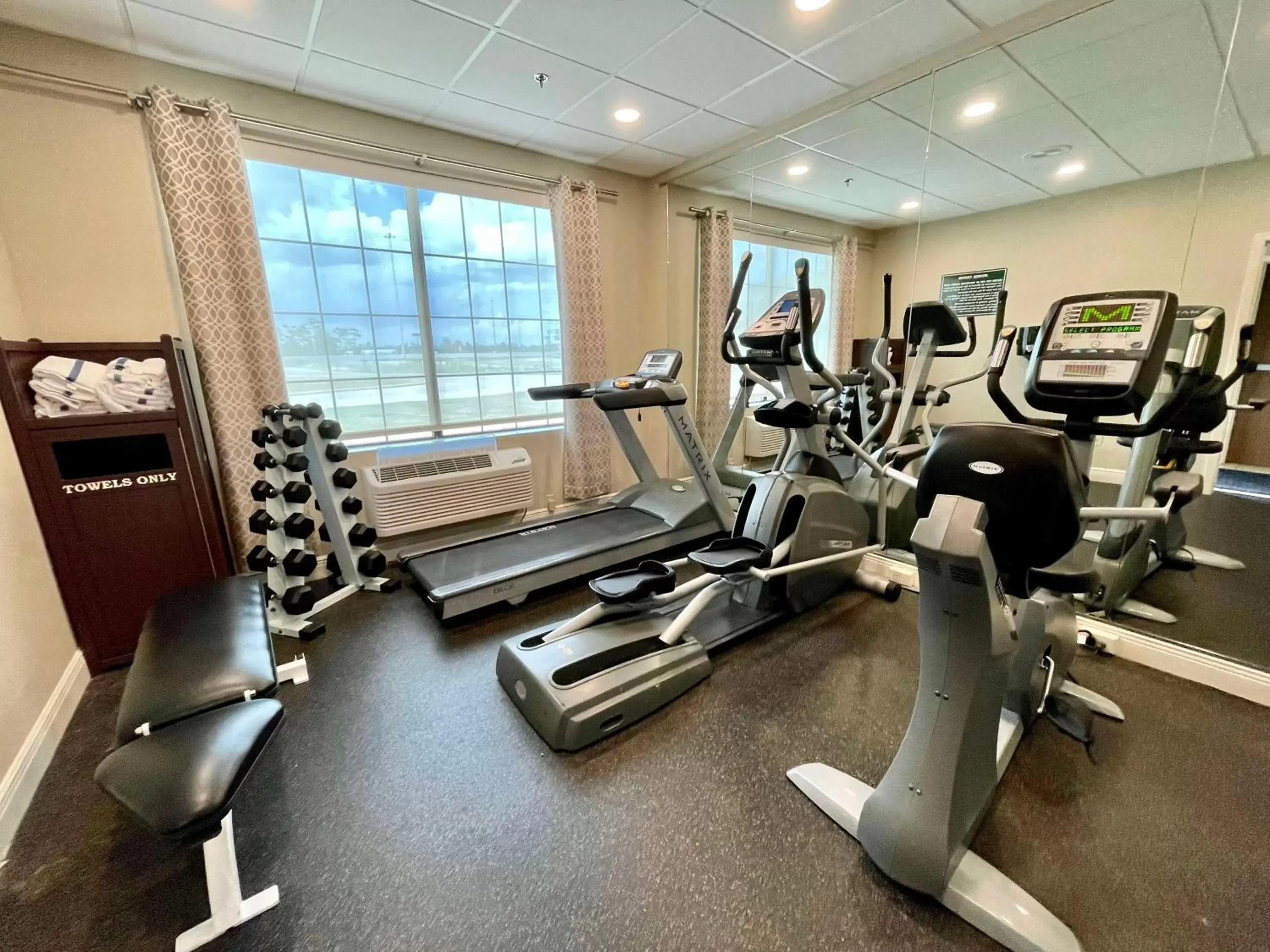 Fitness centre/facilities, Fitness Center/Facilities in Best Western Plus Executive Hotel & Suites