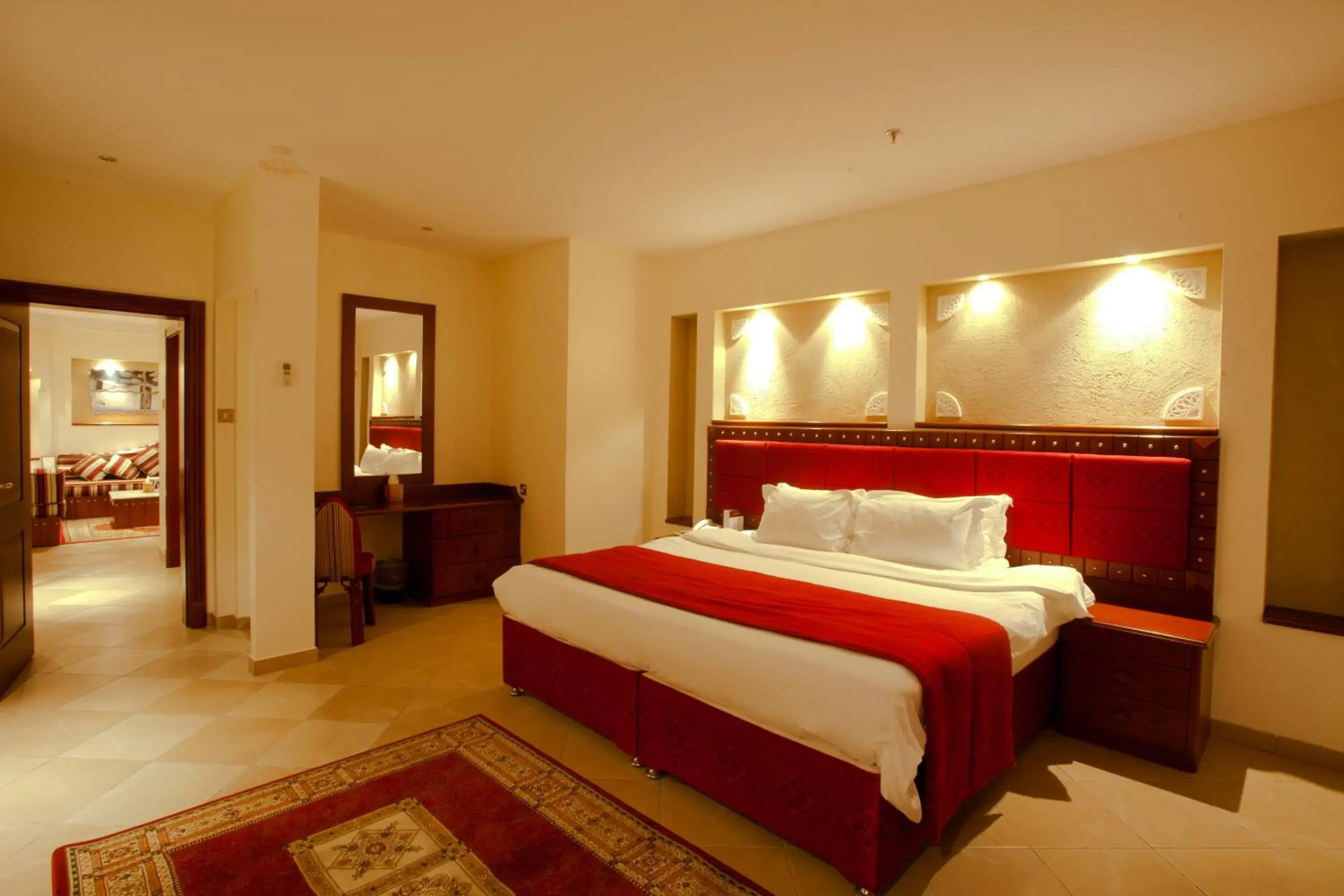 Photo of the whole room, Bed in Al Liwan Suites