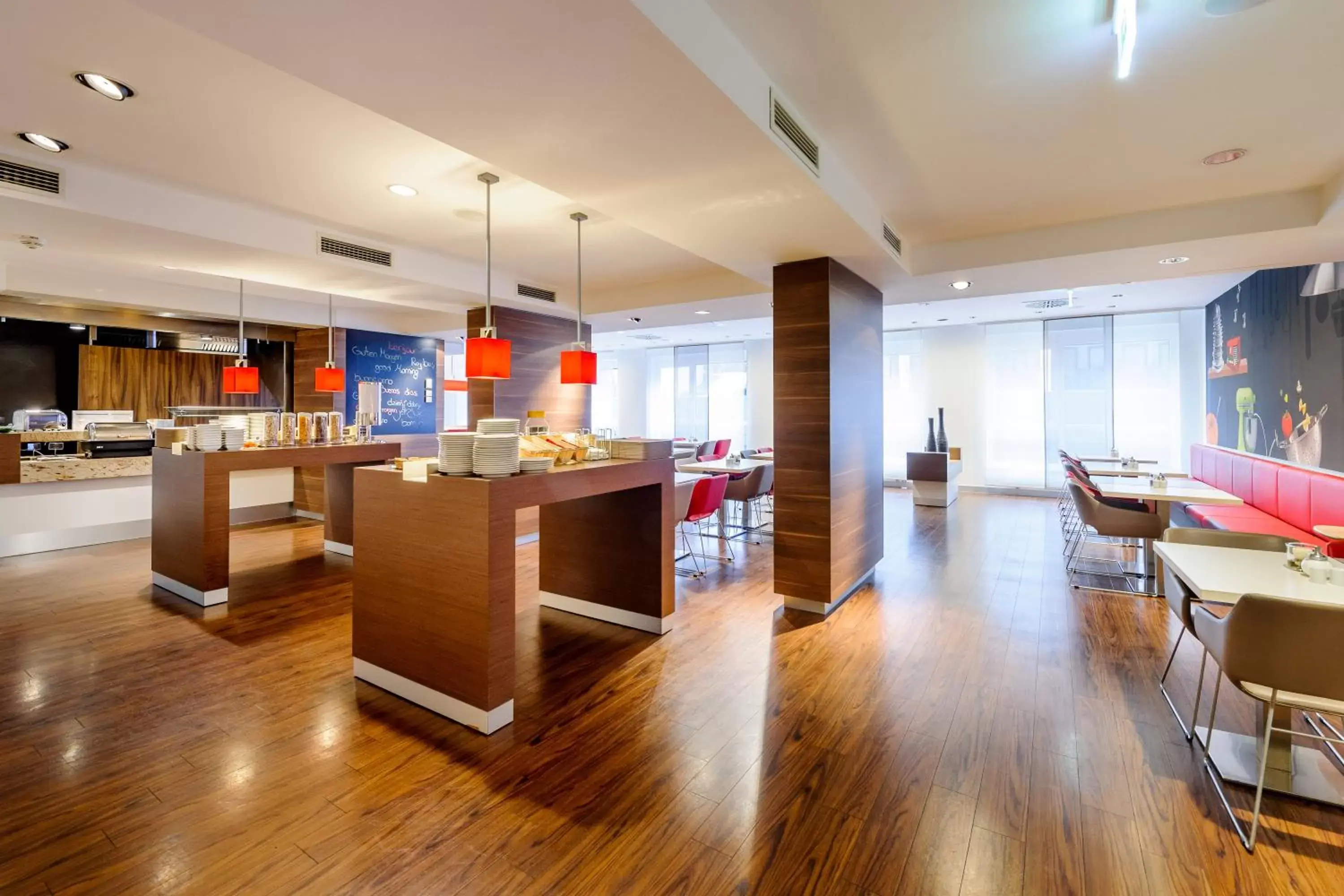 Restaurant/places to eat in ibis Stuttgart Airport Messe Restaurant/places to eat in ibis Stuttgart Airport Messe