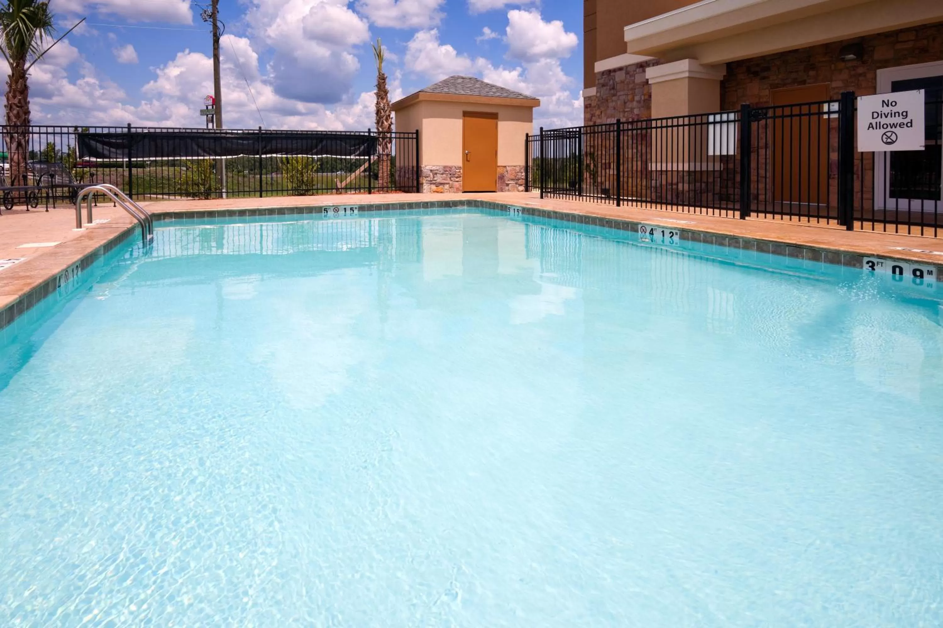 Swimming pool in Holiday Inn Express Atmore by IHG