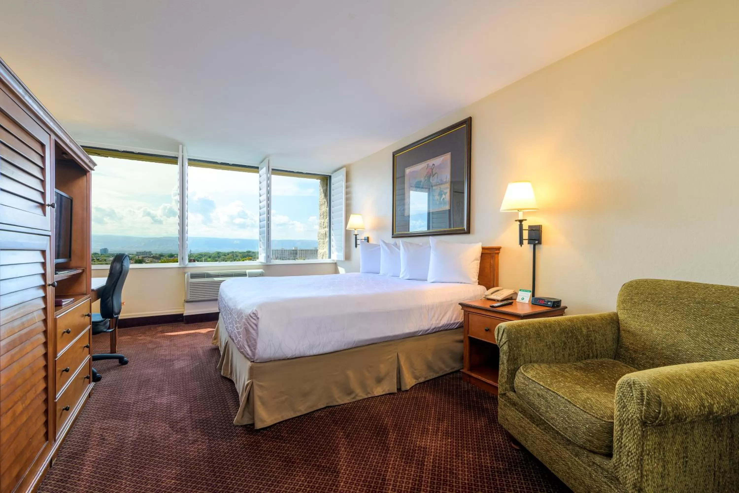 Bed in Grand Vista Hotel Grand Junction