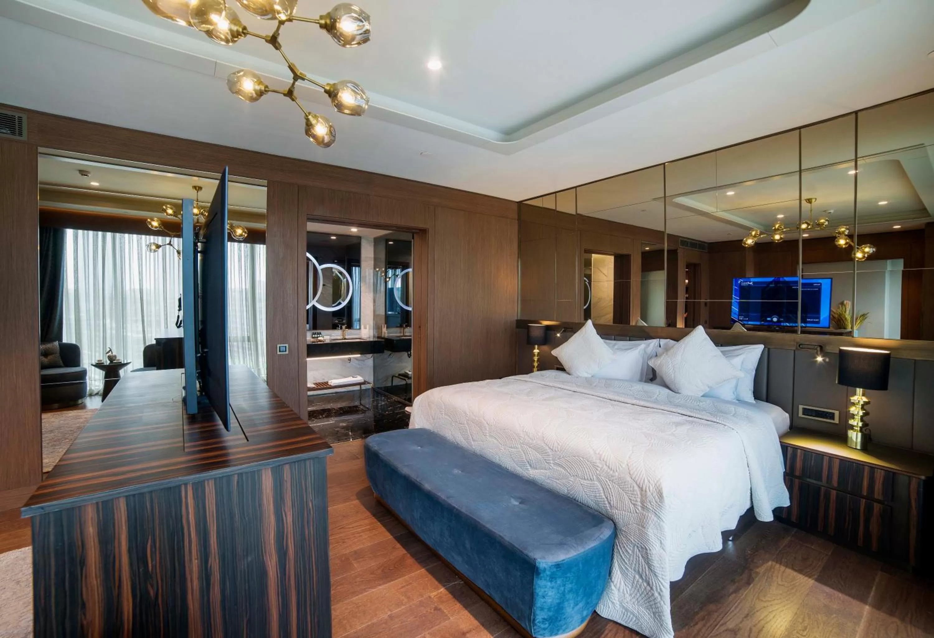 Bedroom, Bed in Radisson Collection Hotel, Vadistanbul