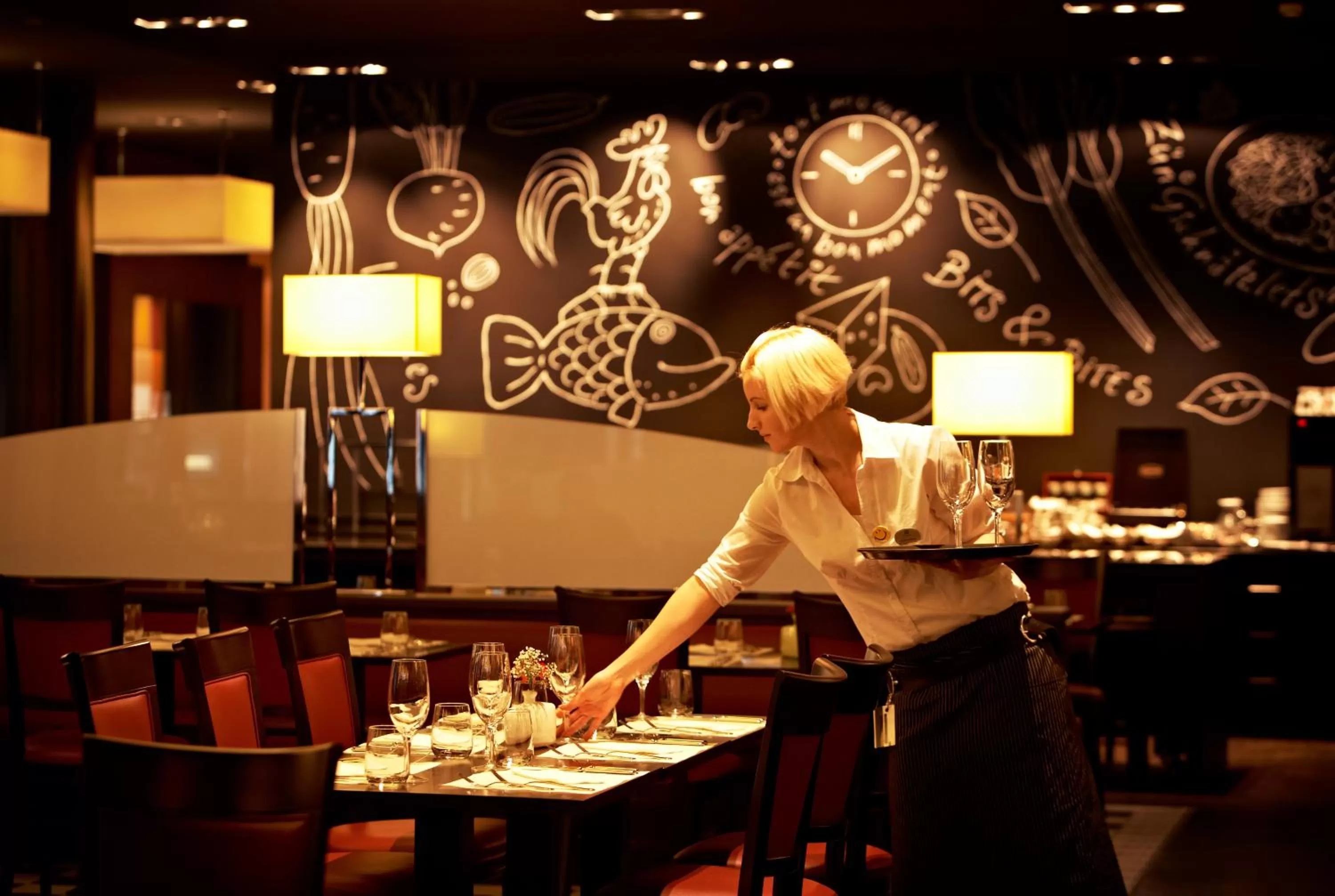 Restaurant/places to eat in Holiday Inn Zürich Messe by IHG