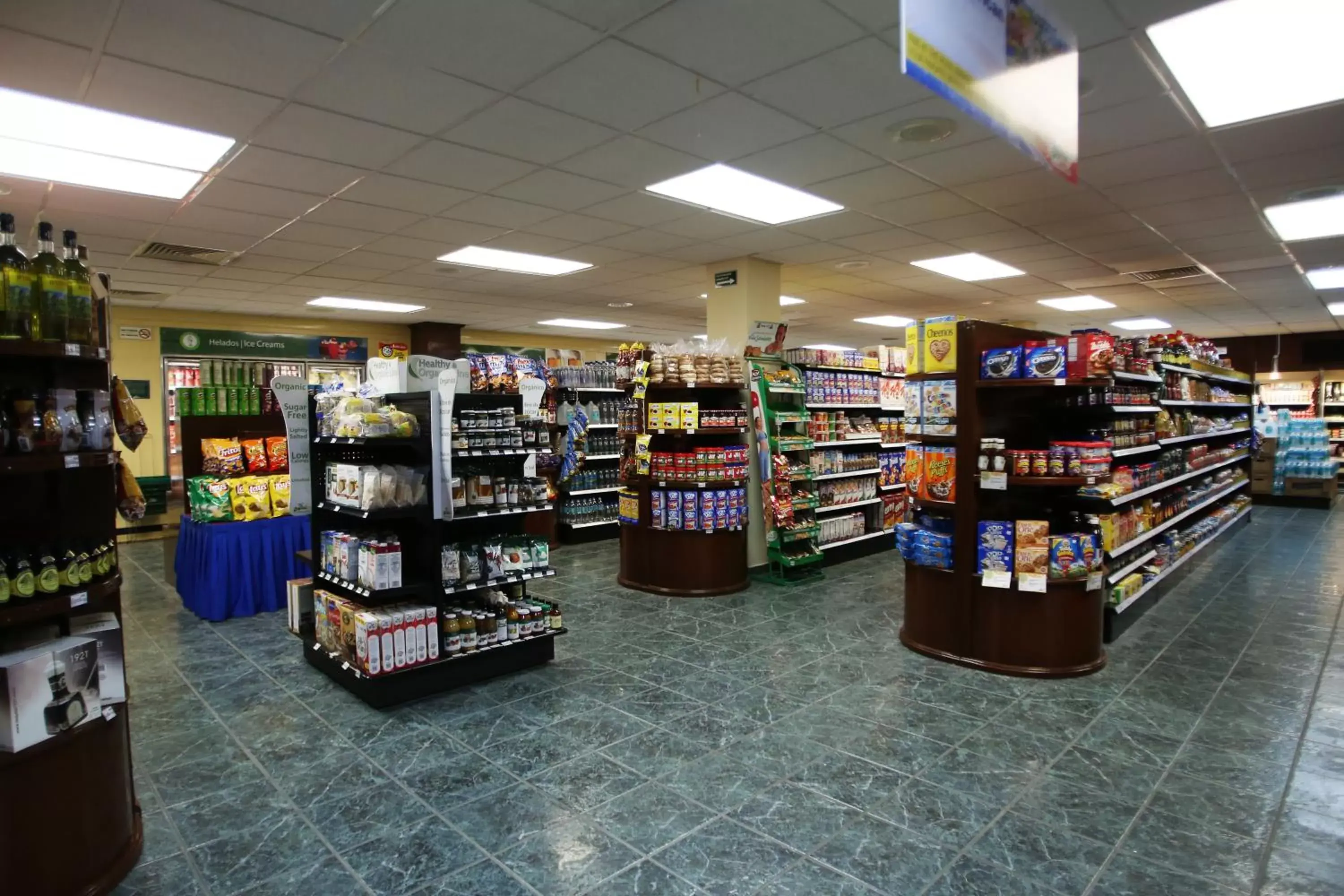 On-site shops, Supermarket/Shops in The Royal Sands Resort & Spa