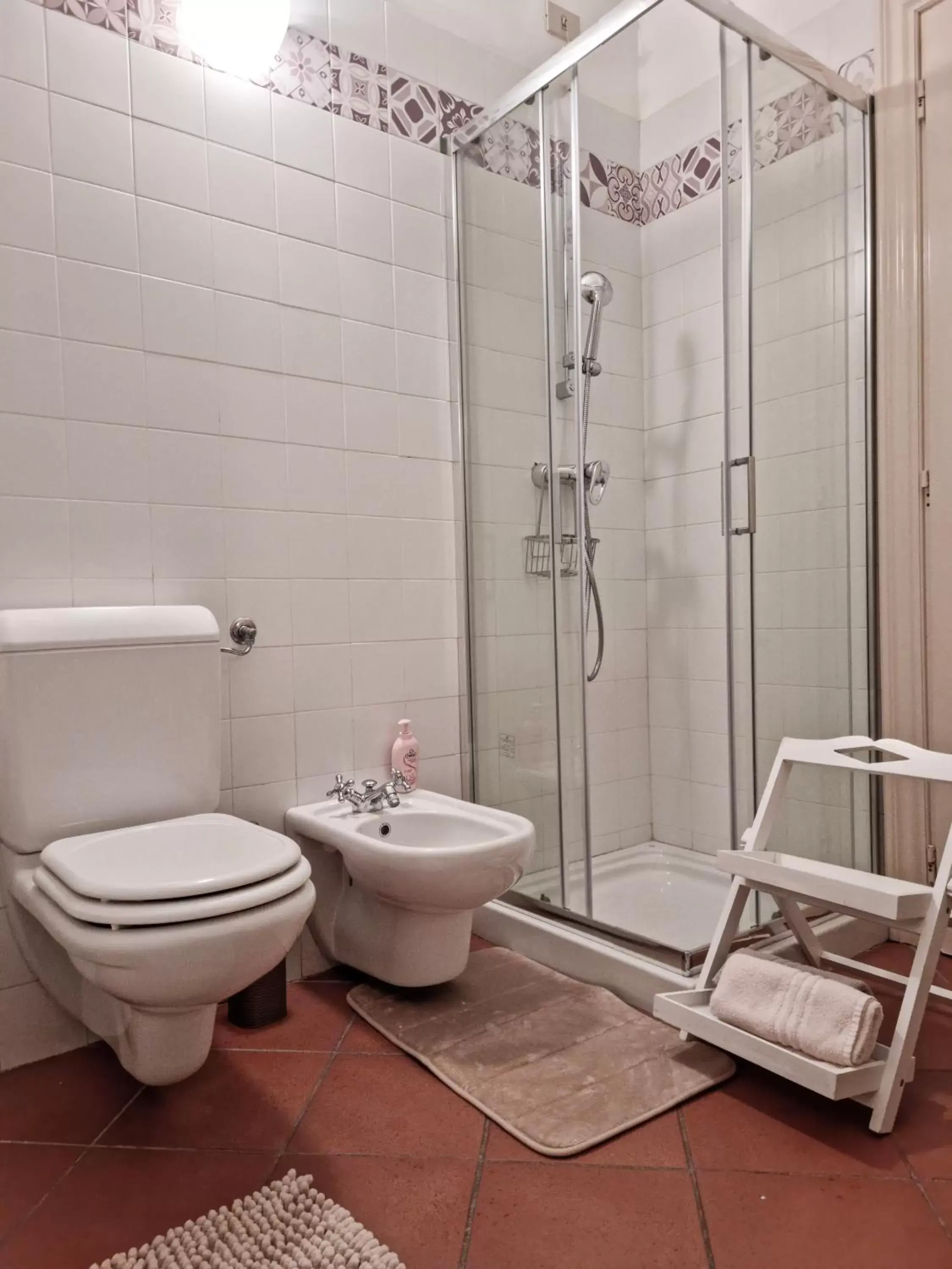 Bathroom in "Il Cantuccio di Gioia" B&B