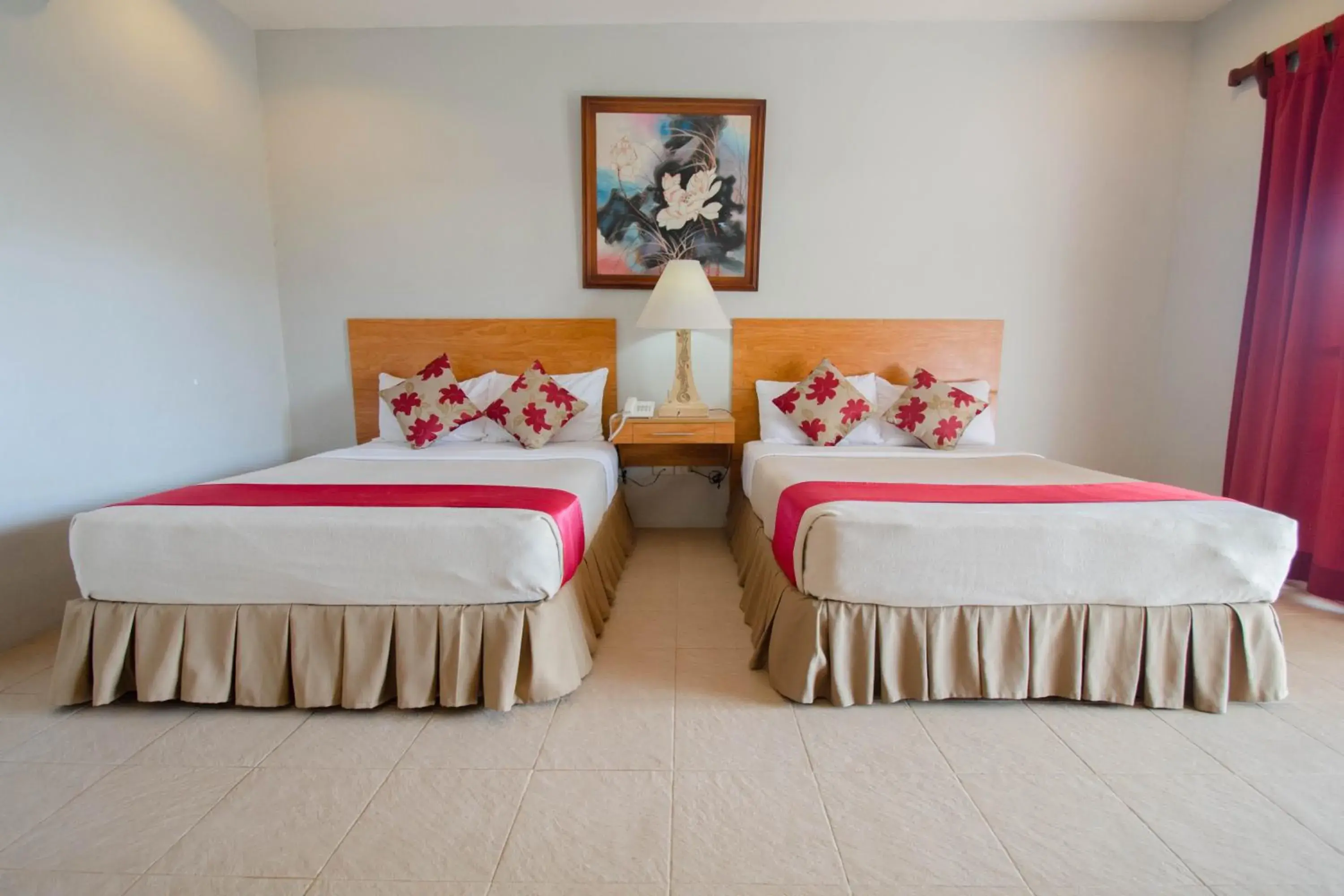 Bed in Almont Inland Resort