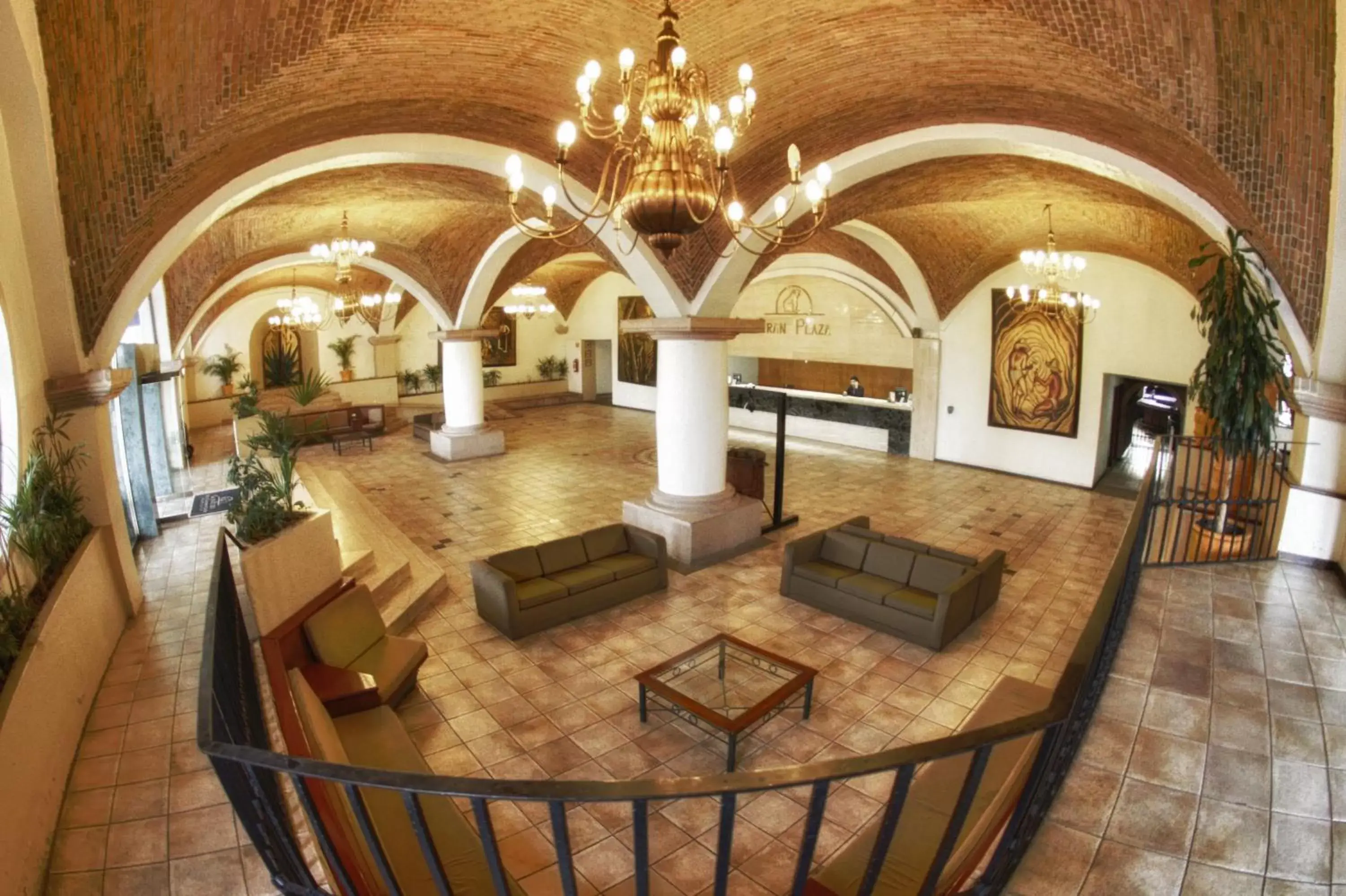 Day in Hotel Gran Plaza & Convention Center Day in Hotel Gran Plaza & Convention Center