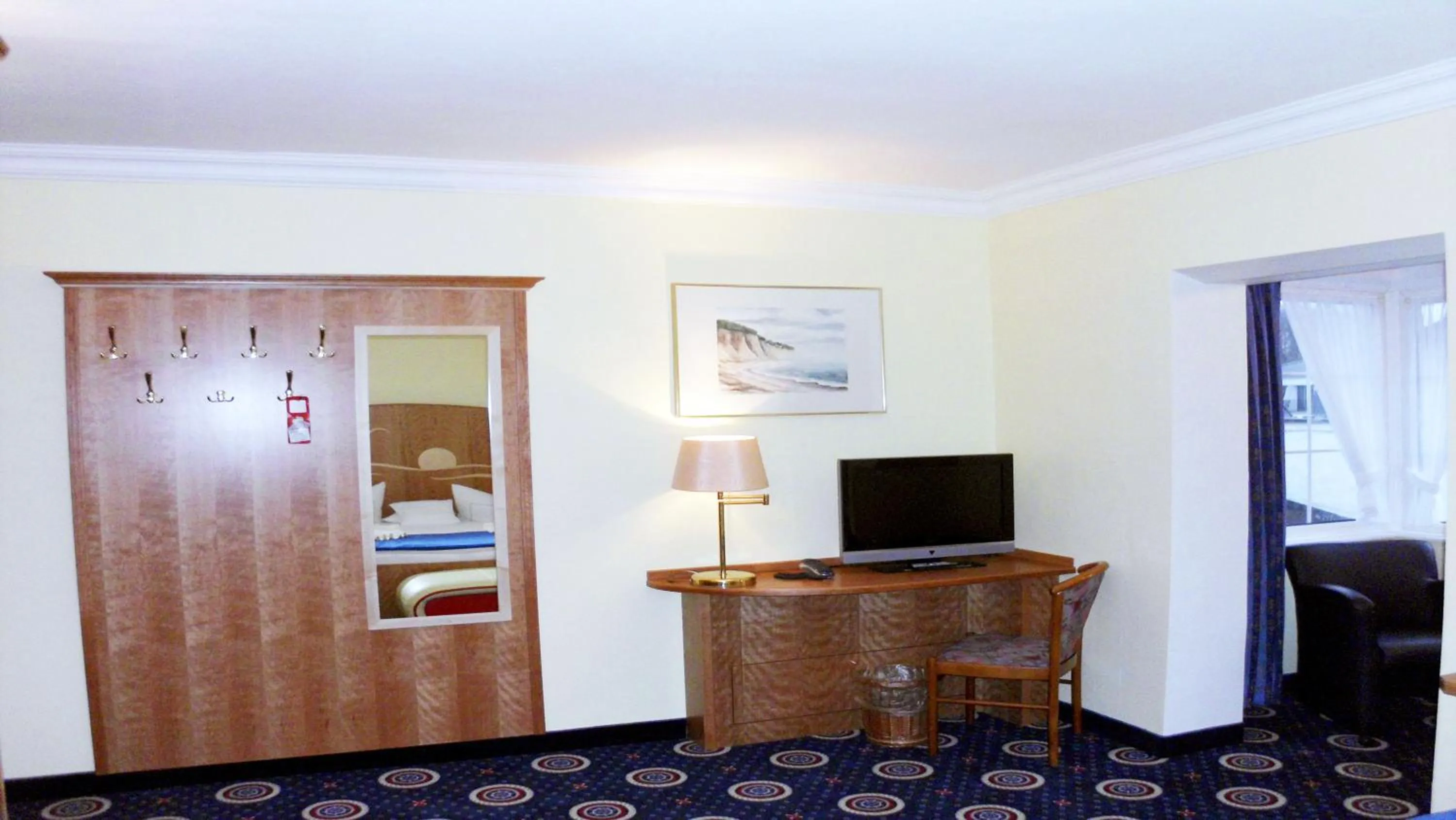 TV and multimedia, Bed in Hotel Deutsche Flagge