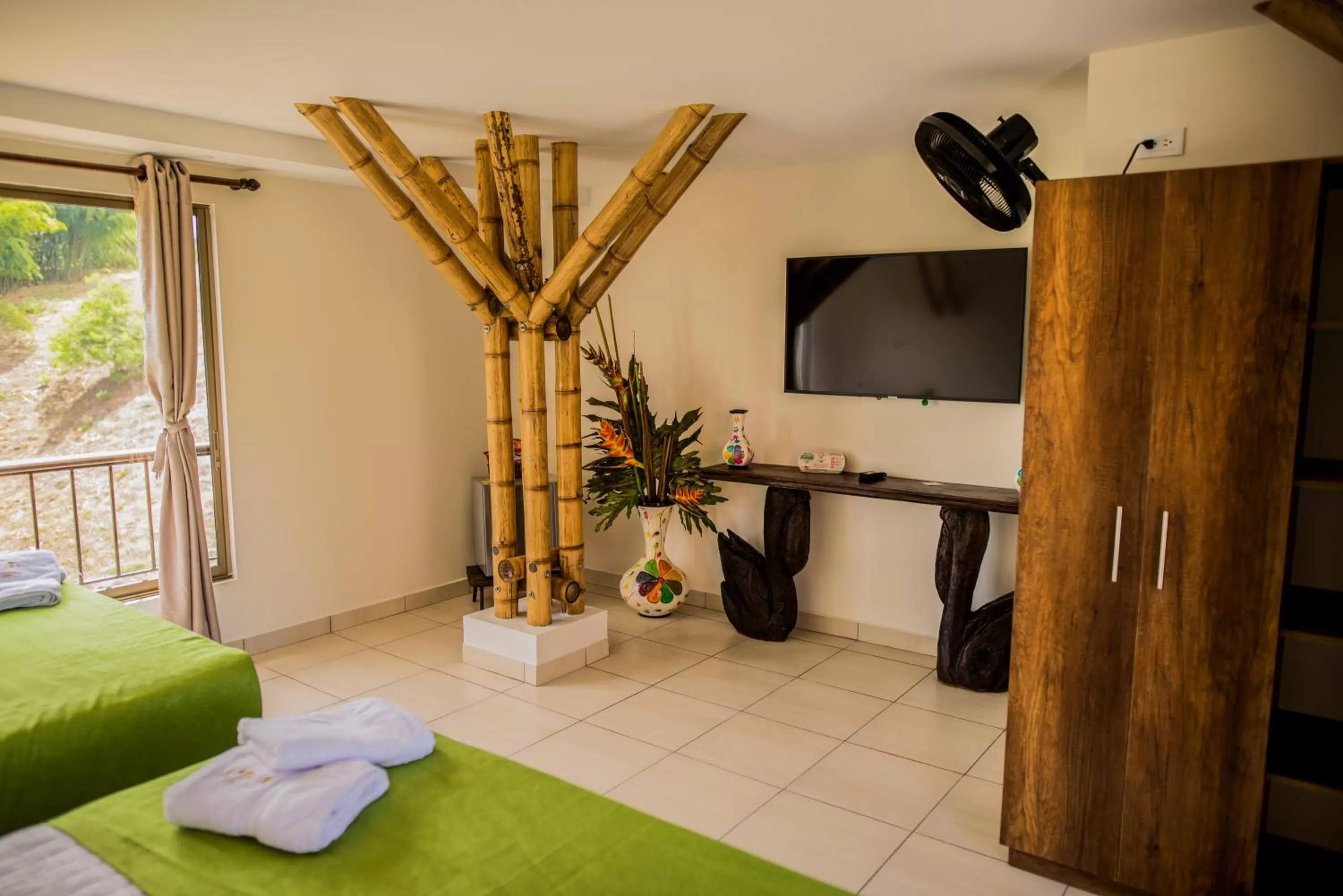 TV/Entertainment Center in La Victoria Hotel Campestre