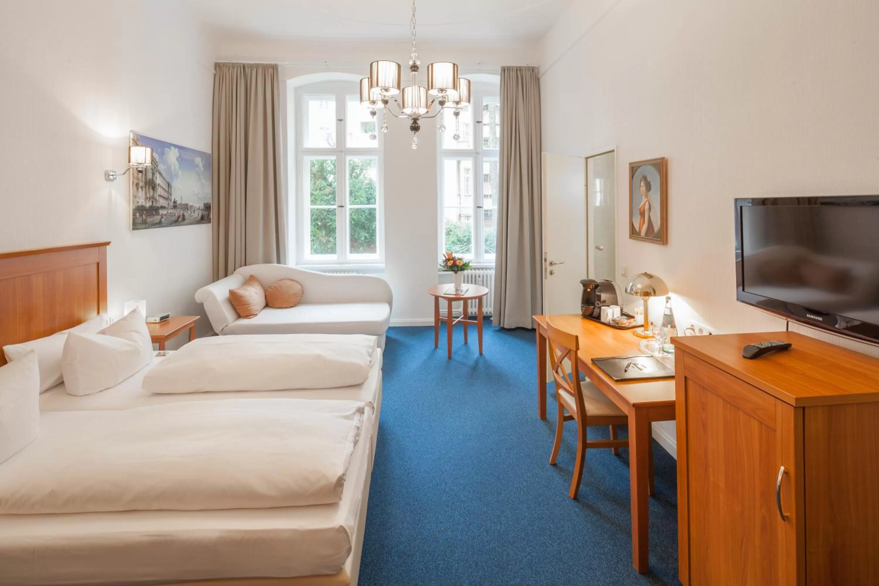 Photo of the whole room, Bed in Hotel Brandies Berlin GmbH