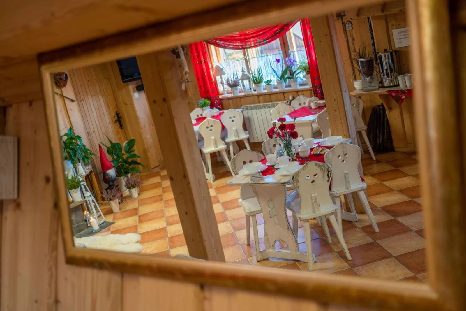 Dining area in Pokoje Gościnne U Małgorzaty Jacuzzi & Sauna