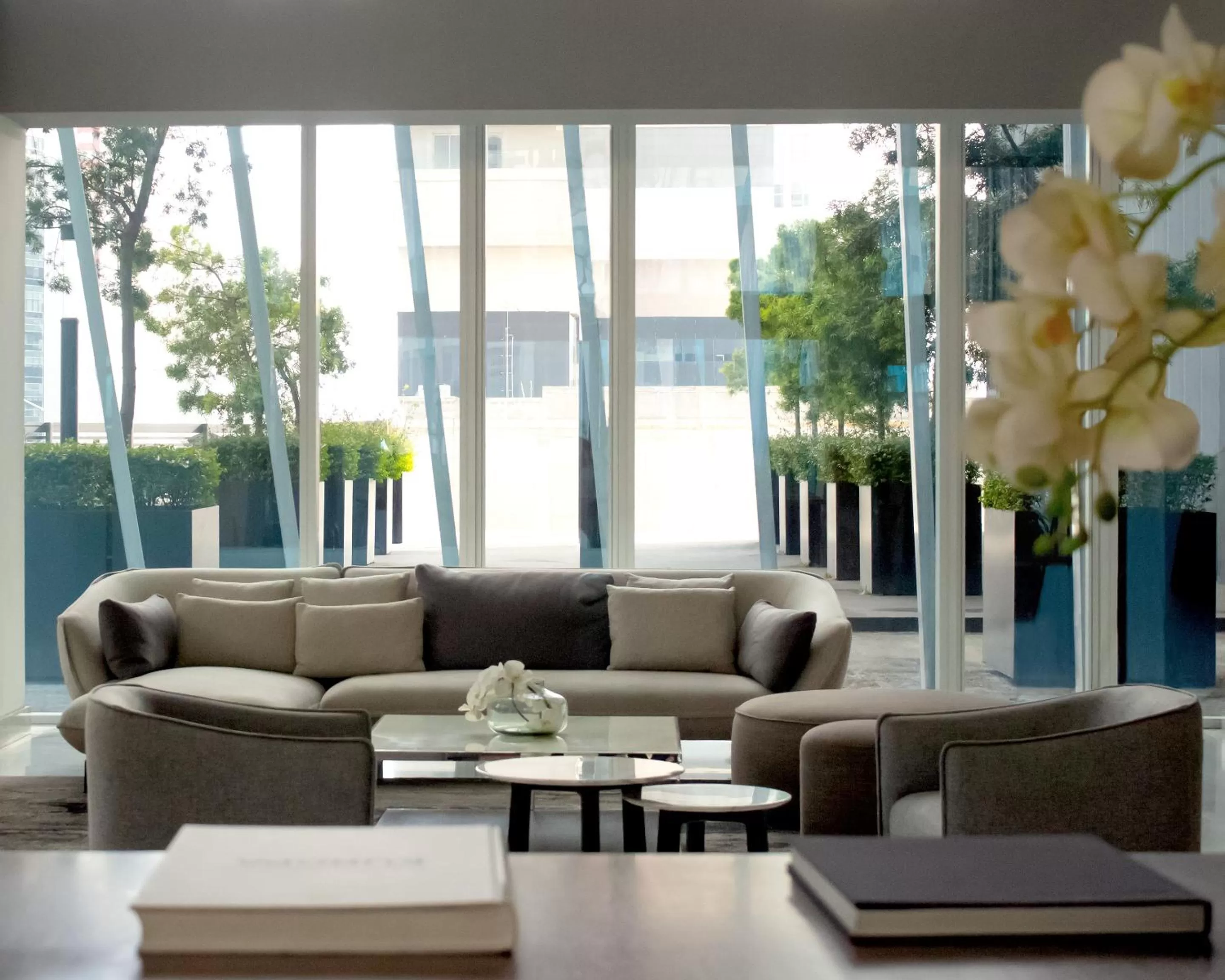 Living room in Park Life Paradox Santa Fe