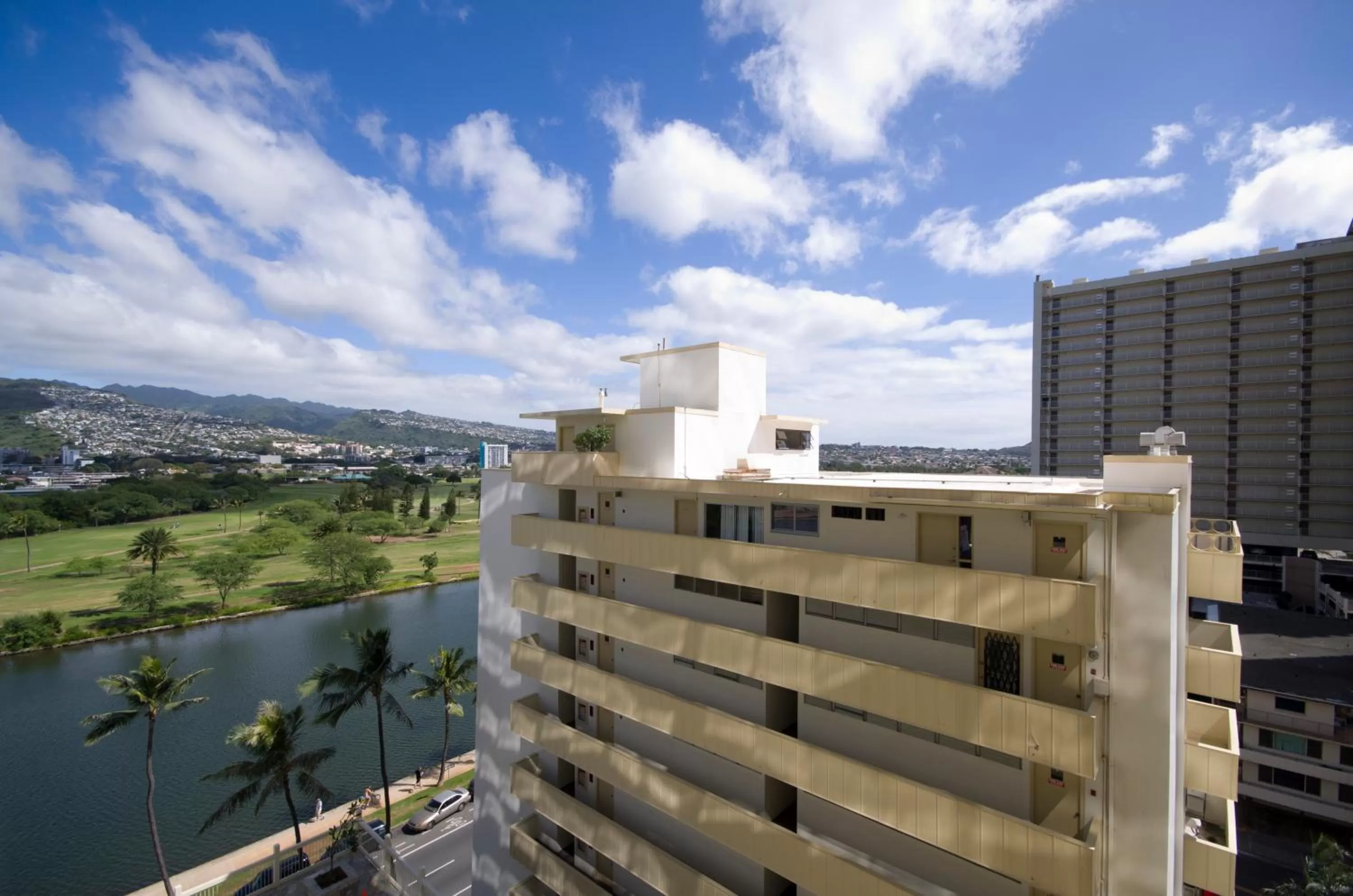 Day in Skyline Island Colony Hotel