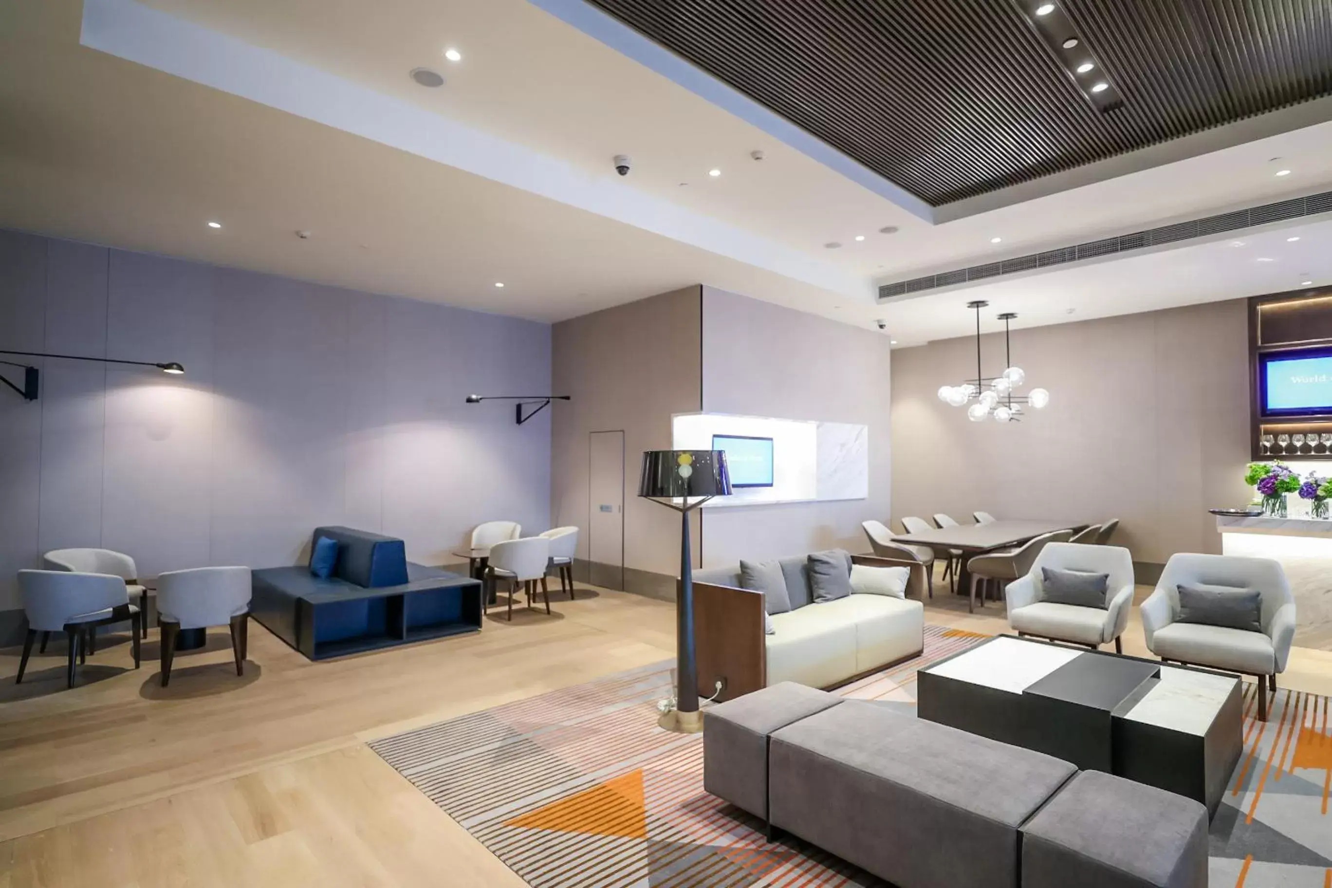 Lounge or bar in Hyatt Place Shanghai Tianshan Plaza Lounge or bar in Hyatt Place Shanghai Tianshan Plaza