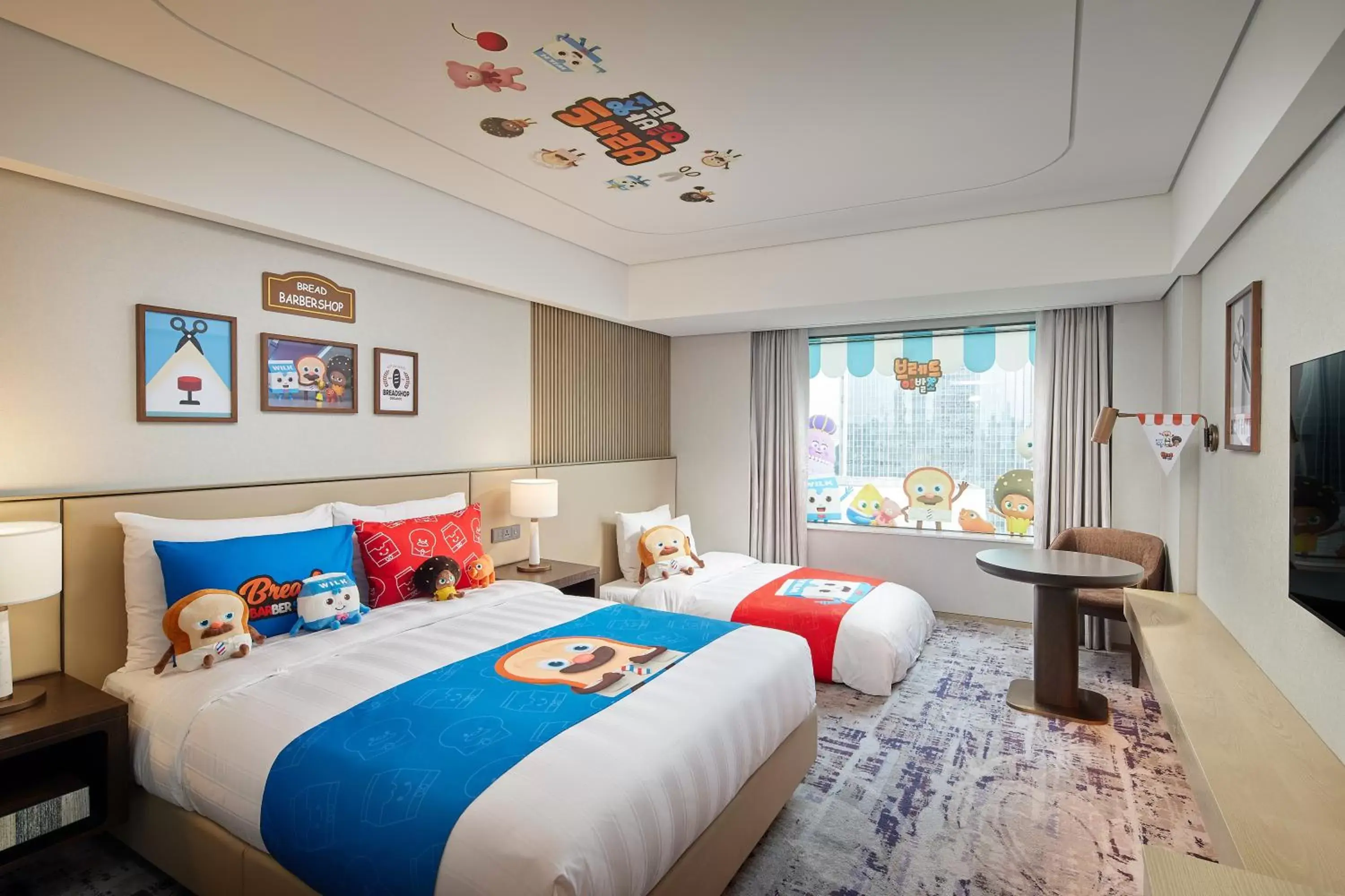 Bread Barbershop Double with Sofa Bed Room in Lotte Hotel World