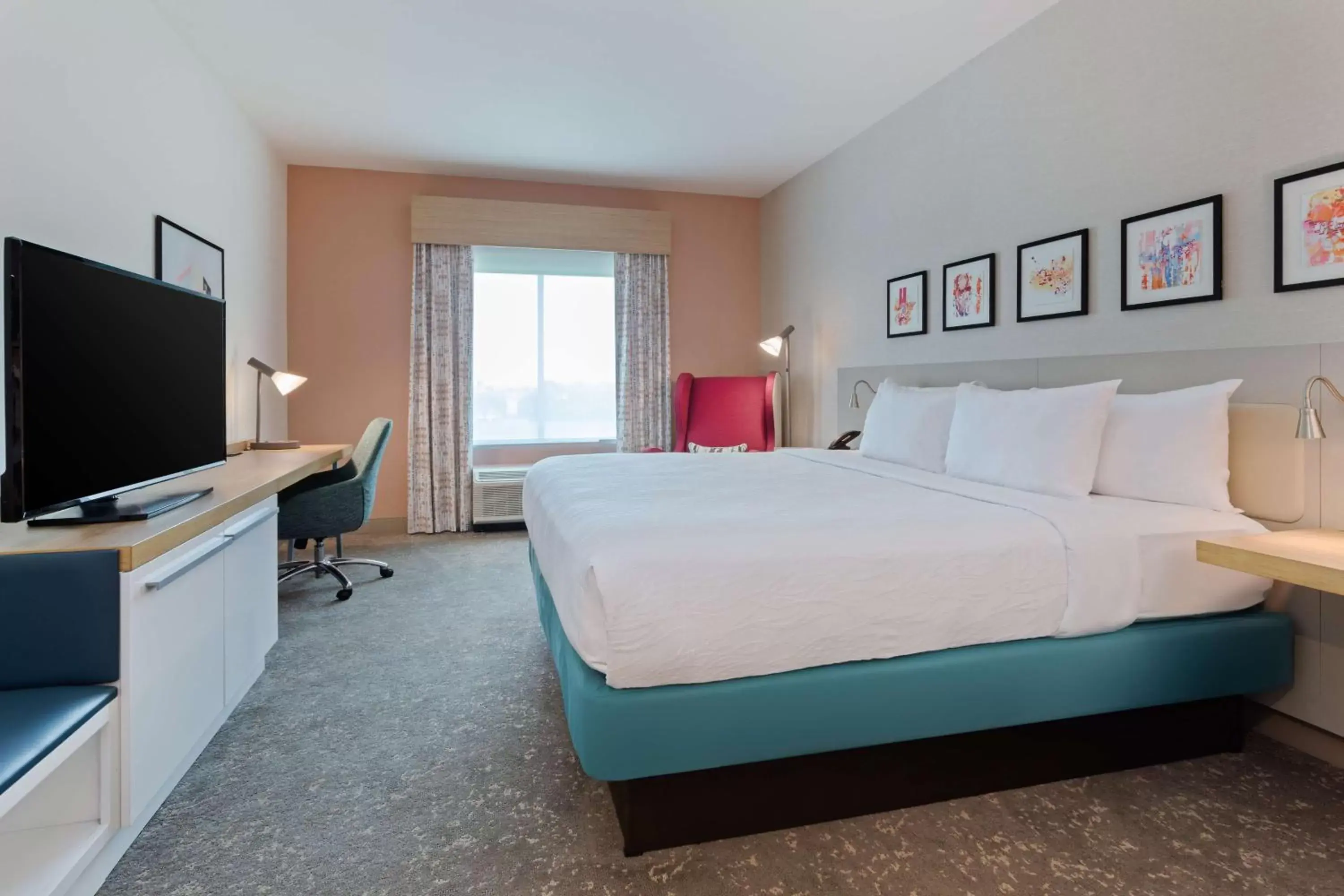 Bedroom, Bed in Hilton Garden Inn Homestead, Fl