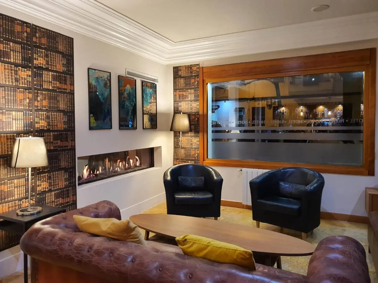 Communal lounge/ TV room, Lounge/Bar in Hotel MR Costa Blanca
