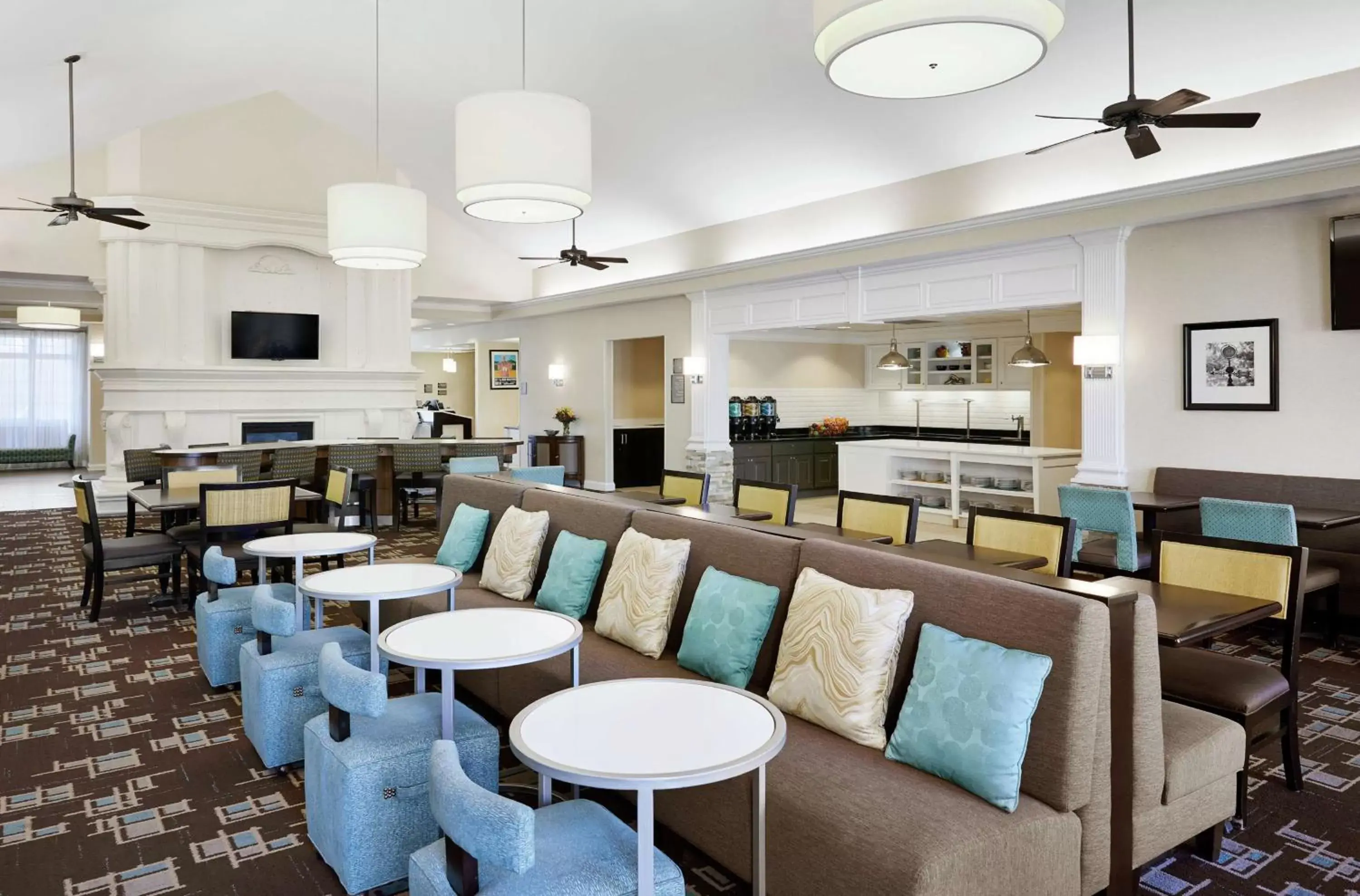 Breakfast, Restaurant/Places to Eat in Homewood Suites Champaign-Urbana